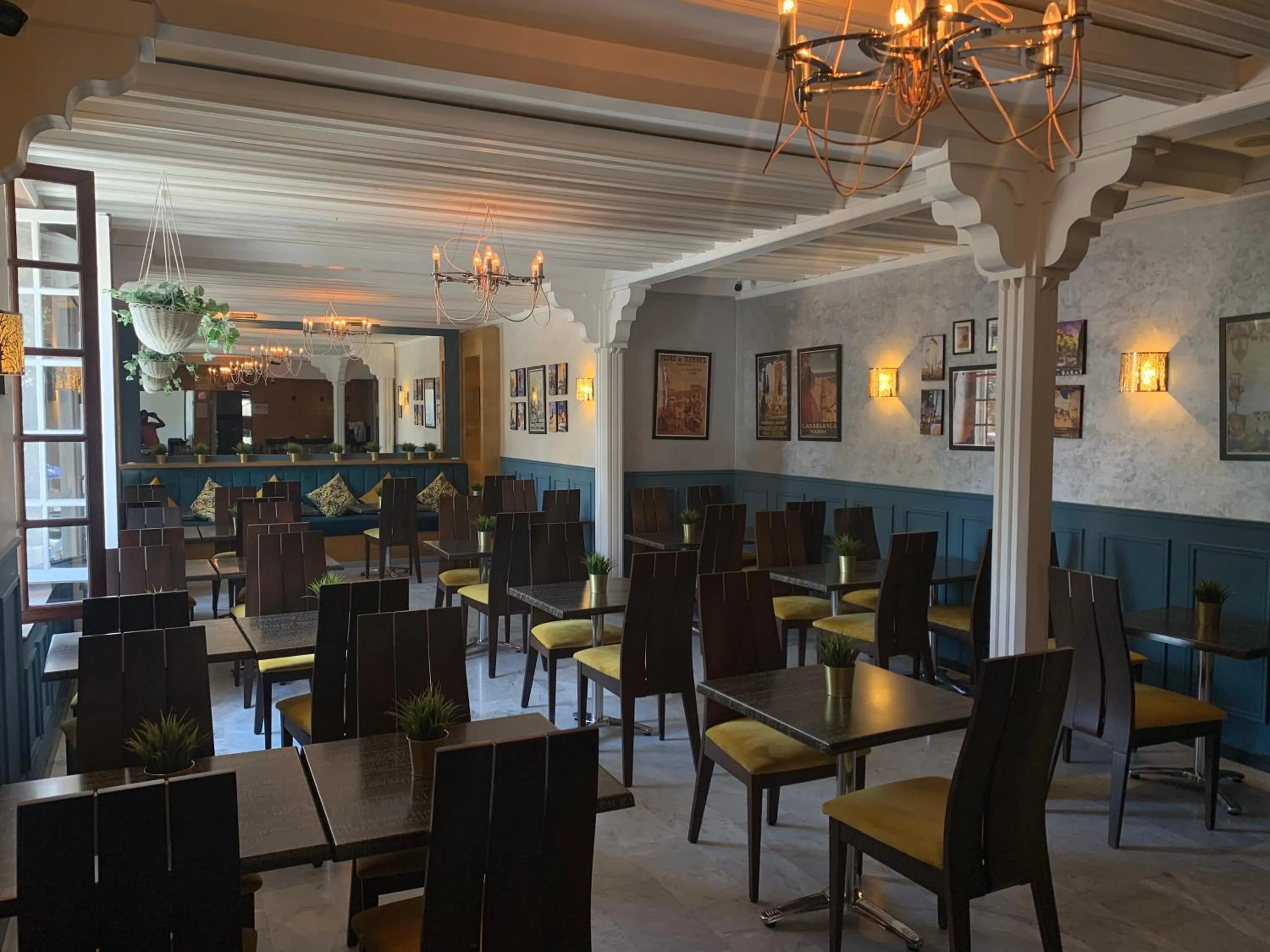 Restaurant/places to eat in Royal Hotel Rabat