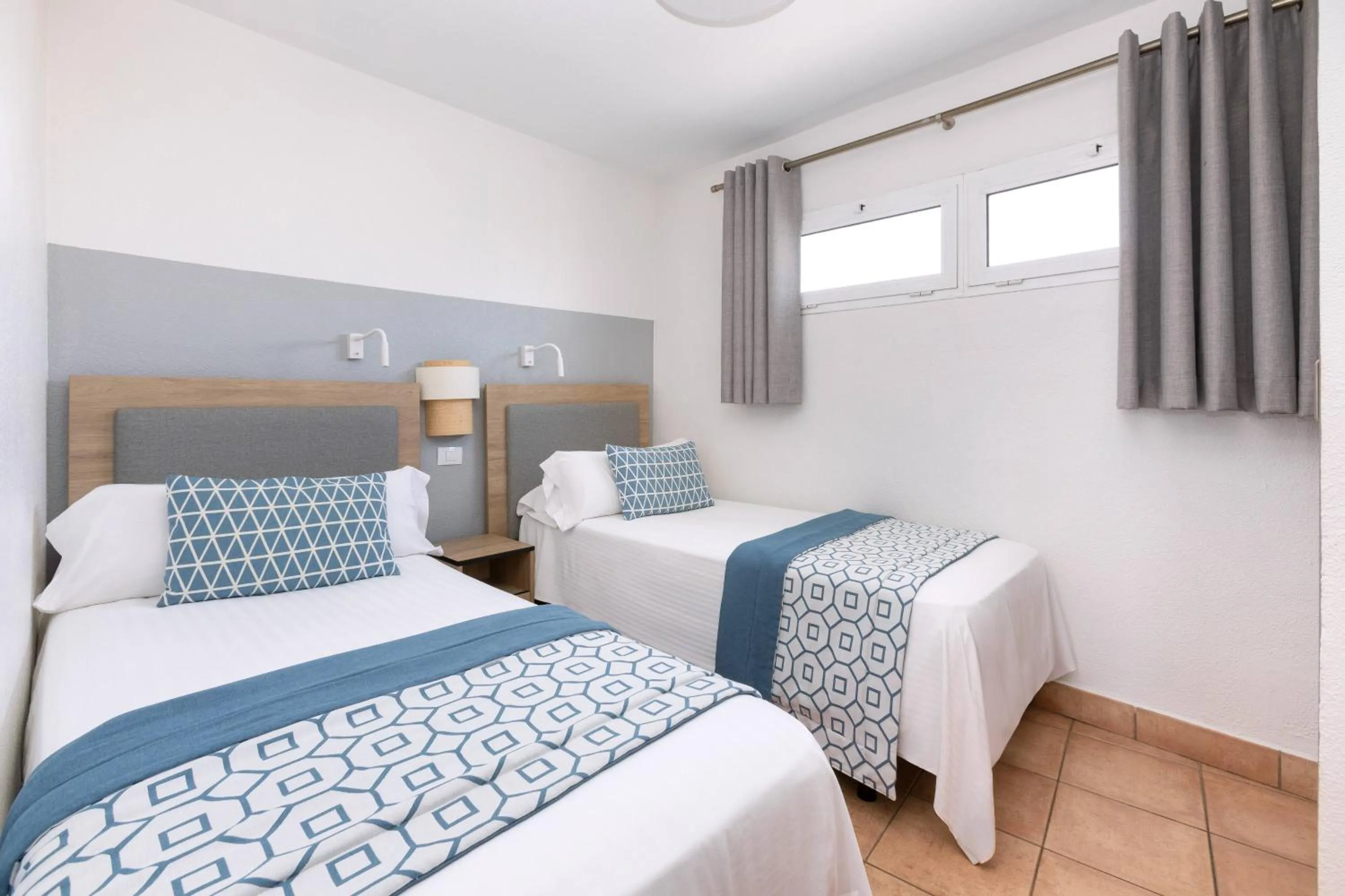 Property building, Bed in SOL Barbacan