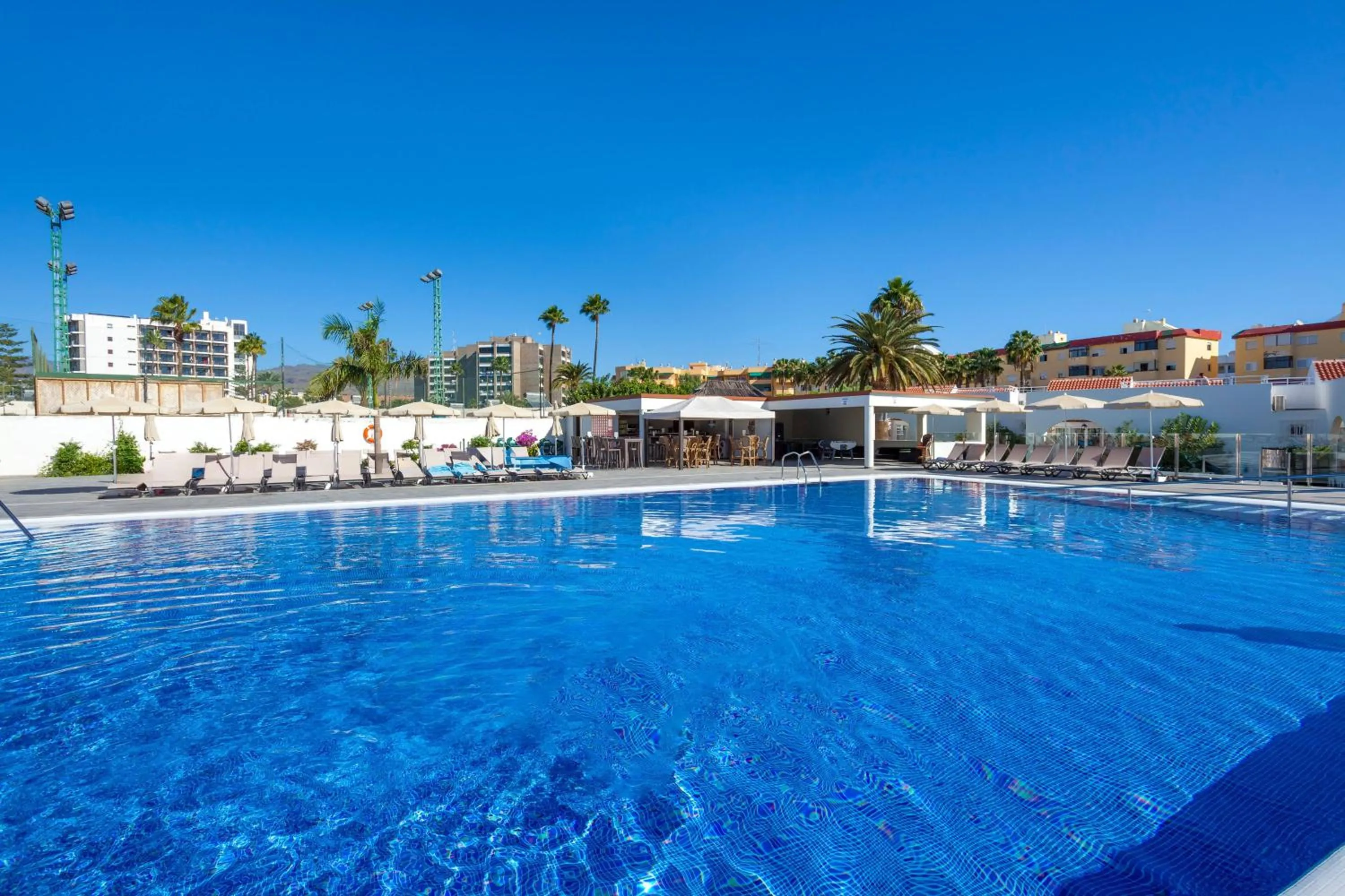 Property building in SOL Barbacan