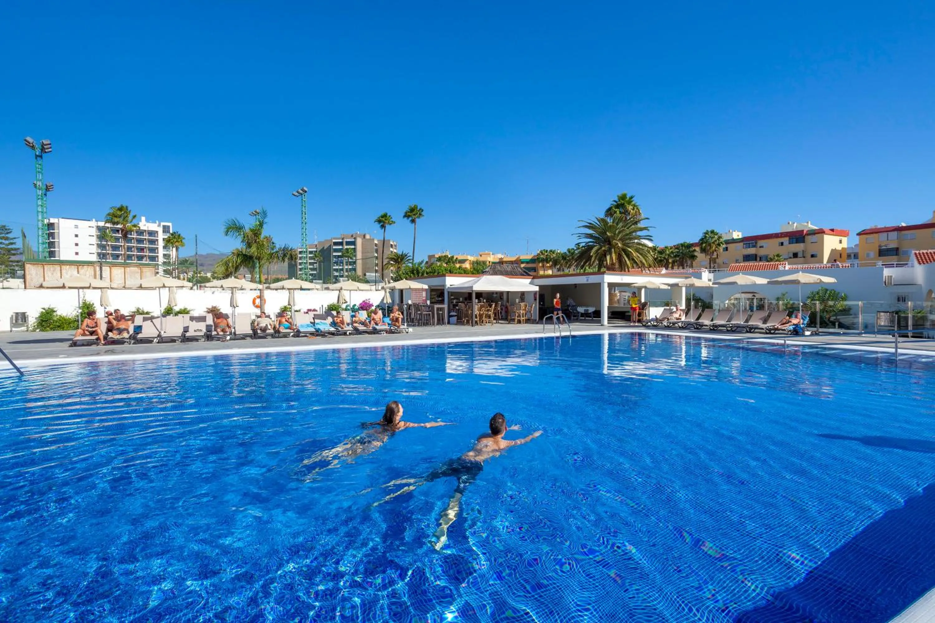 Swimming pool in Sol Barbacan