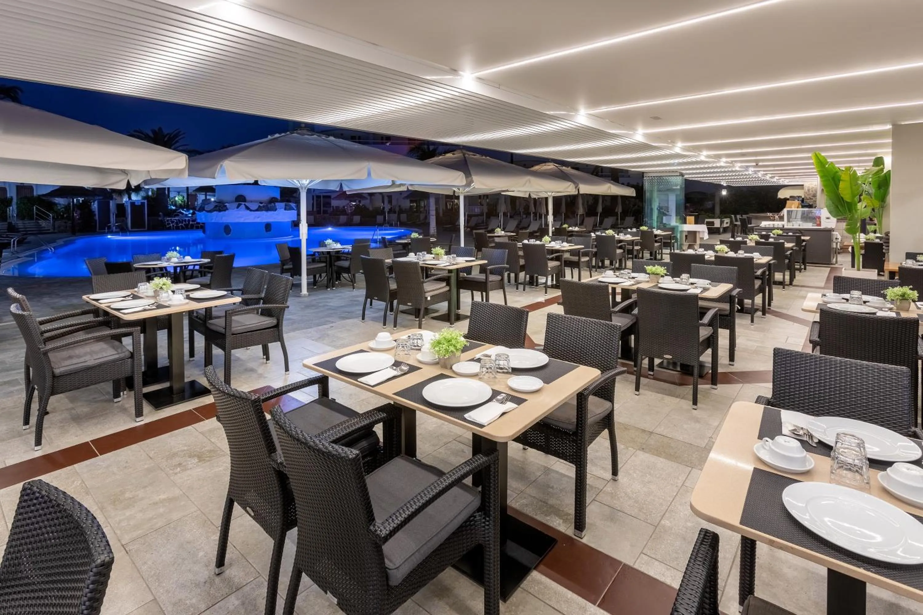 Restaurant/places to eat in Sol Barbacan