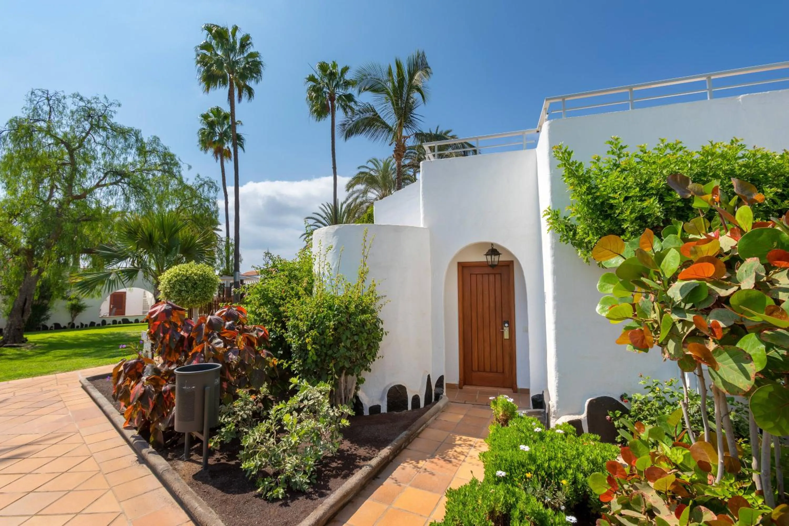 Property building in SOL Barbacan