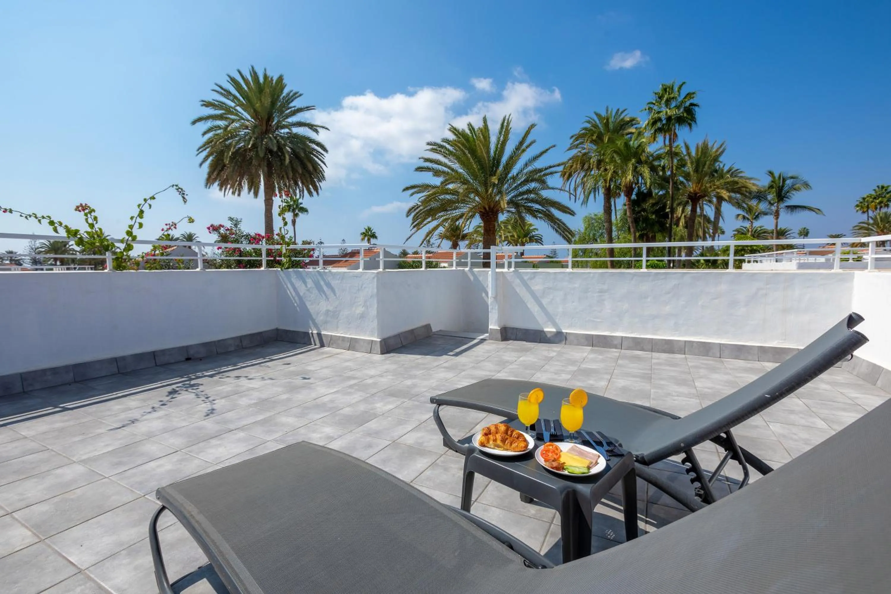 Balcony/Terrace in Sol Barbacan