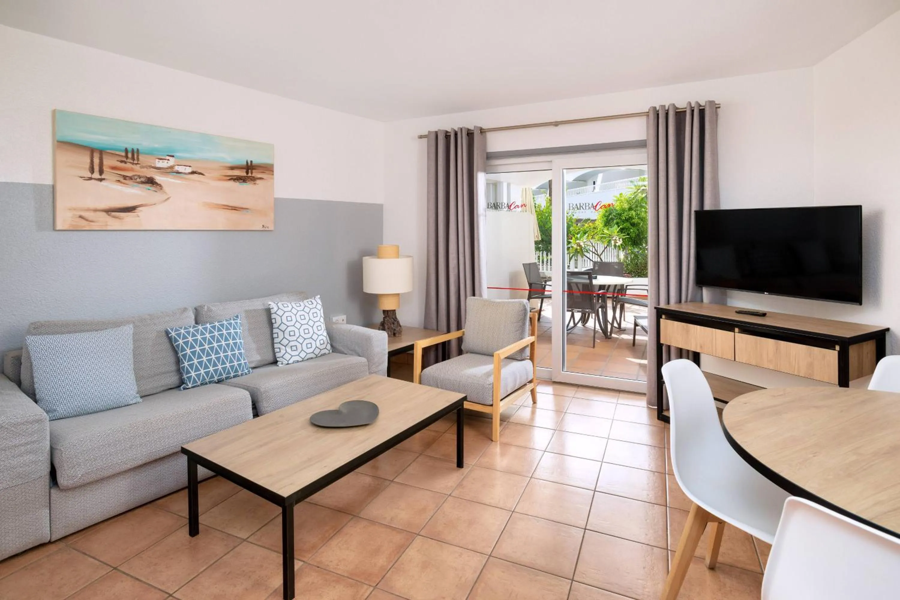 Property building in SOL Barbacan