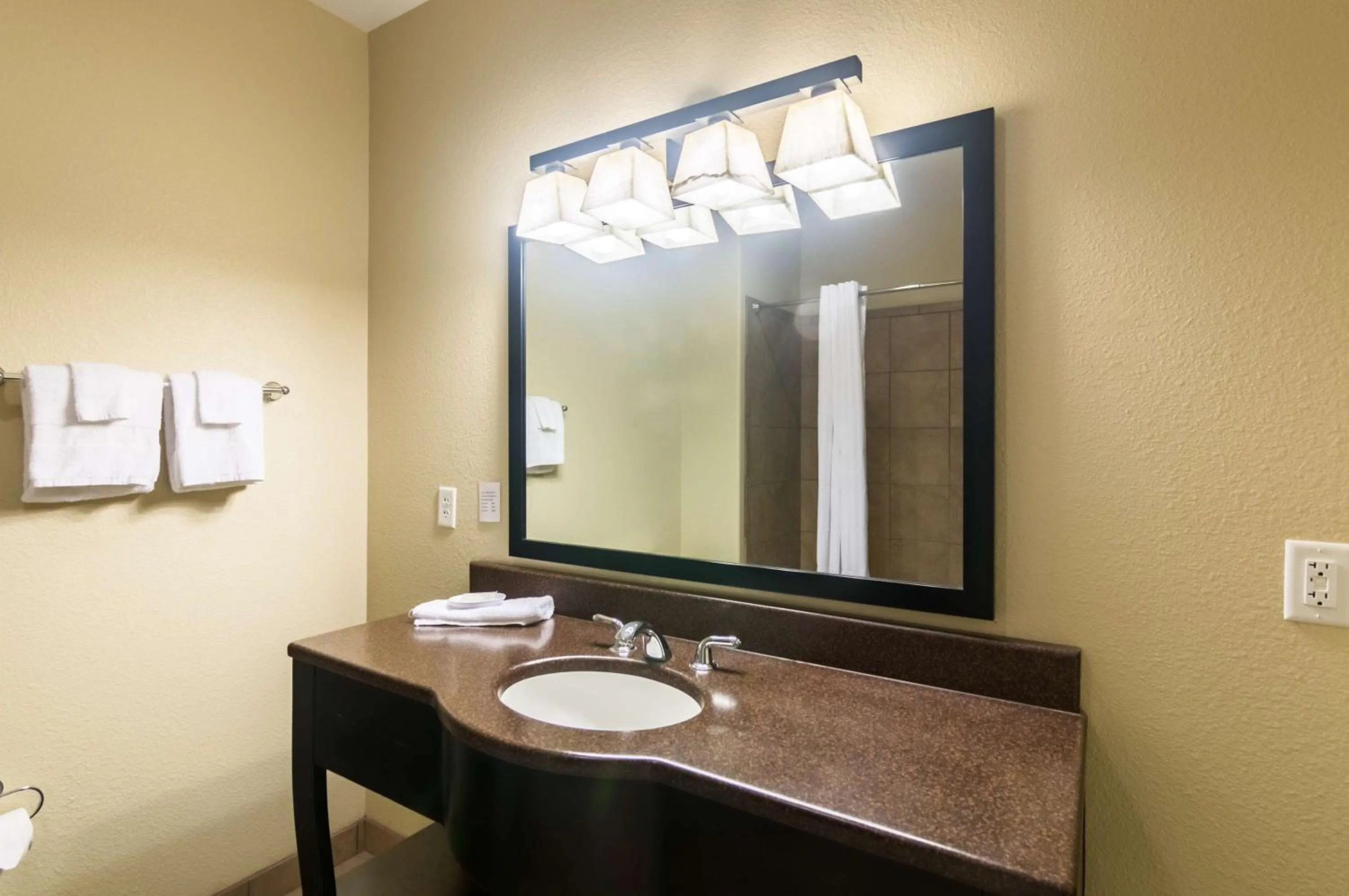 Bathroom in Motel 6-Colorado City, TX