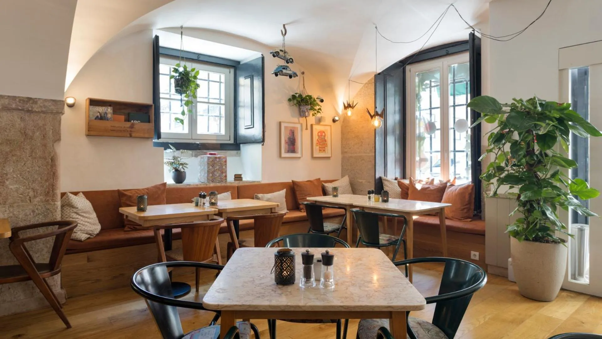 Lounge or bar in Martinhal Lisbon Chiado