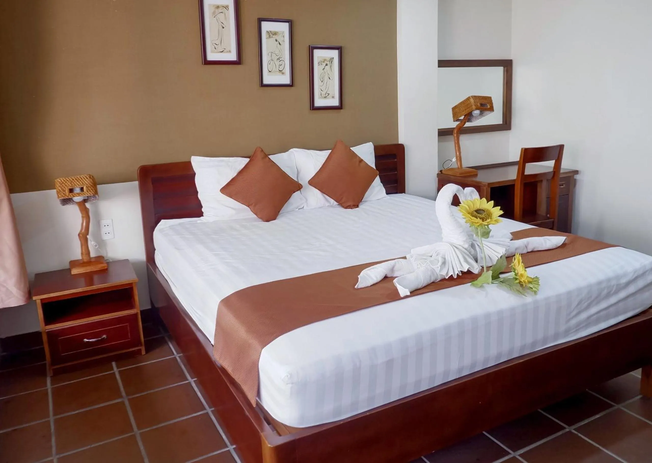 Bed in Ananas Family Hotel