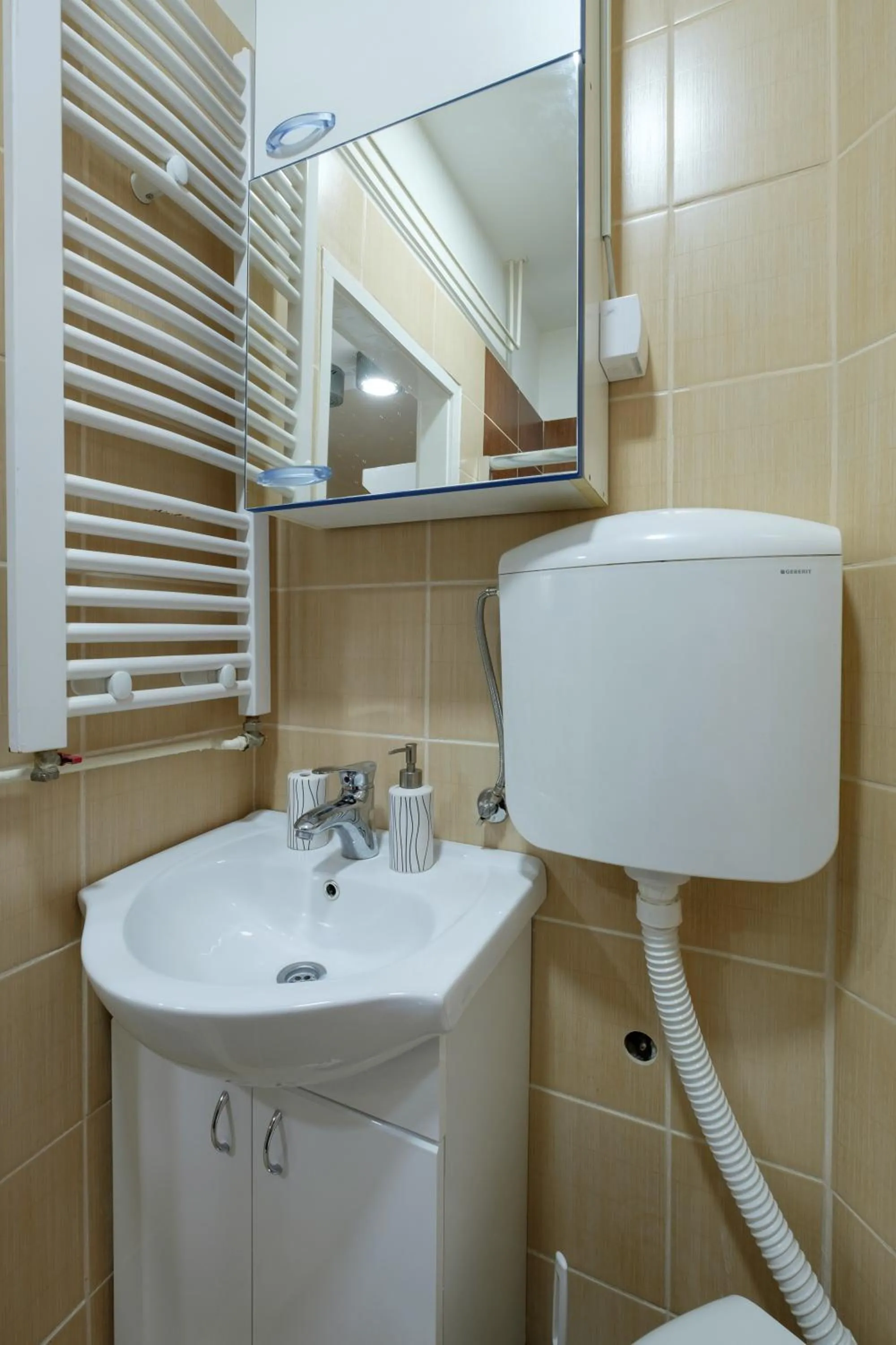 Bathroom in M&M Downtown Apartment