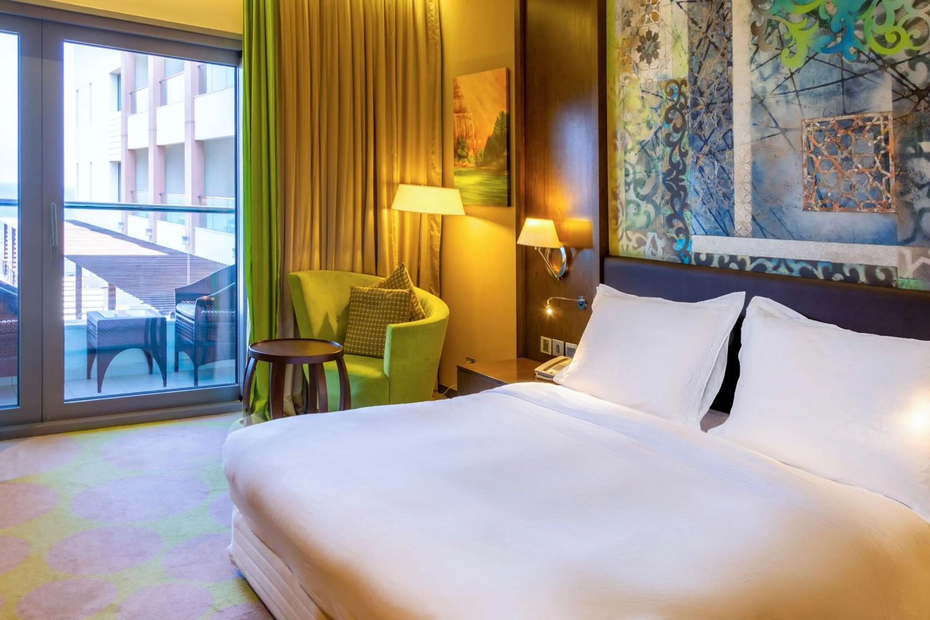 Photo of the whole room, Bed in Radisson Blu Hotel & Resort, Sohar