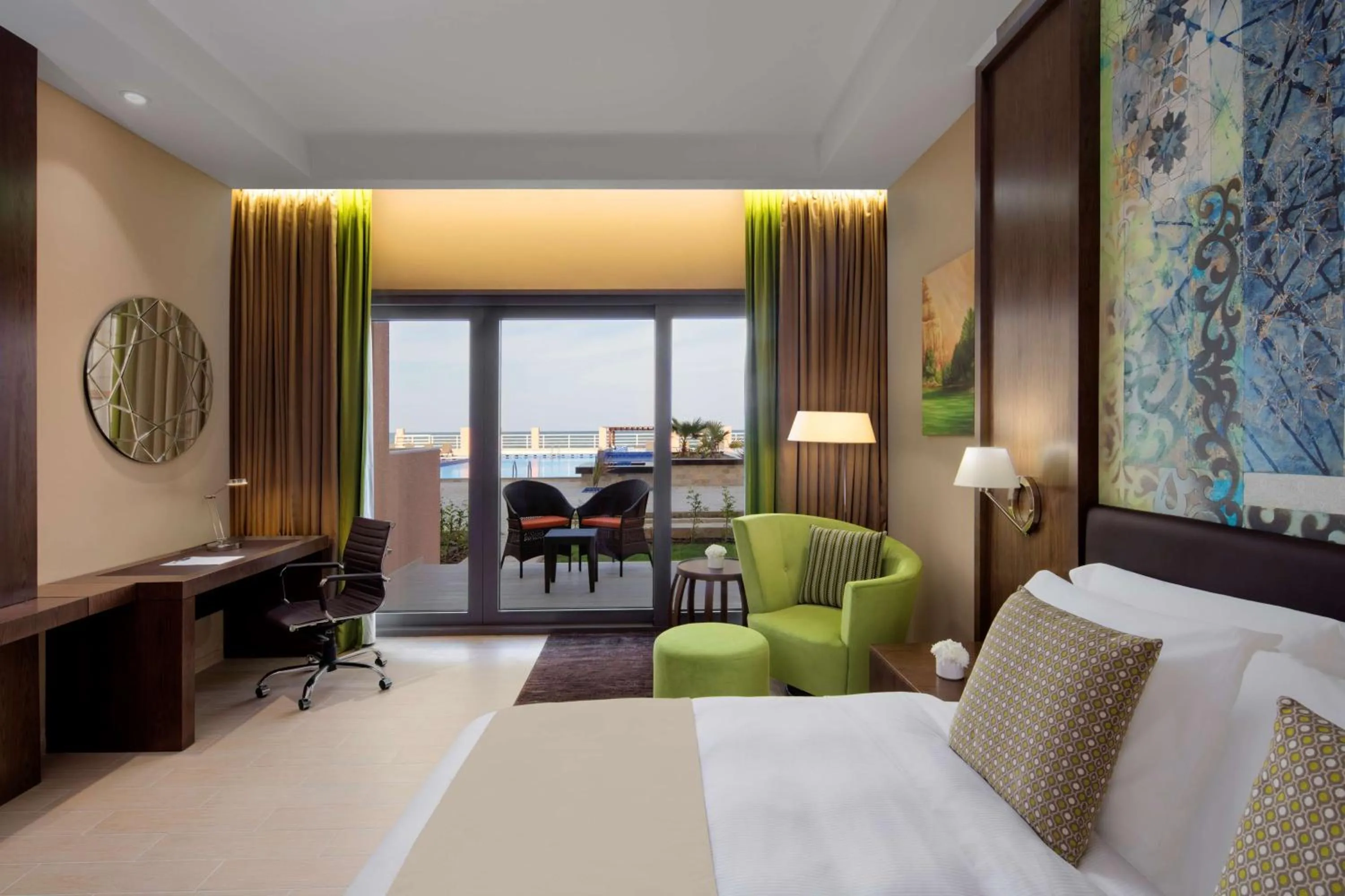 Photo of the whole room, Bed in Radisson Blu Hotel & Resort, Sohar