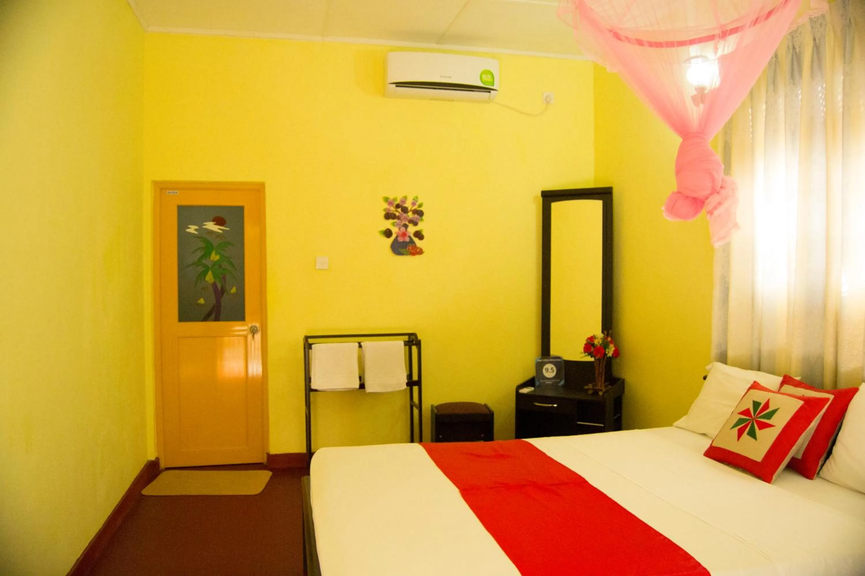 Deluxe Double Room in Sigiri Sithru Home Stay