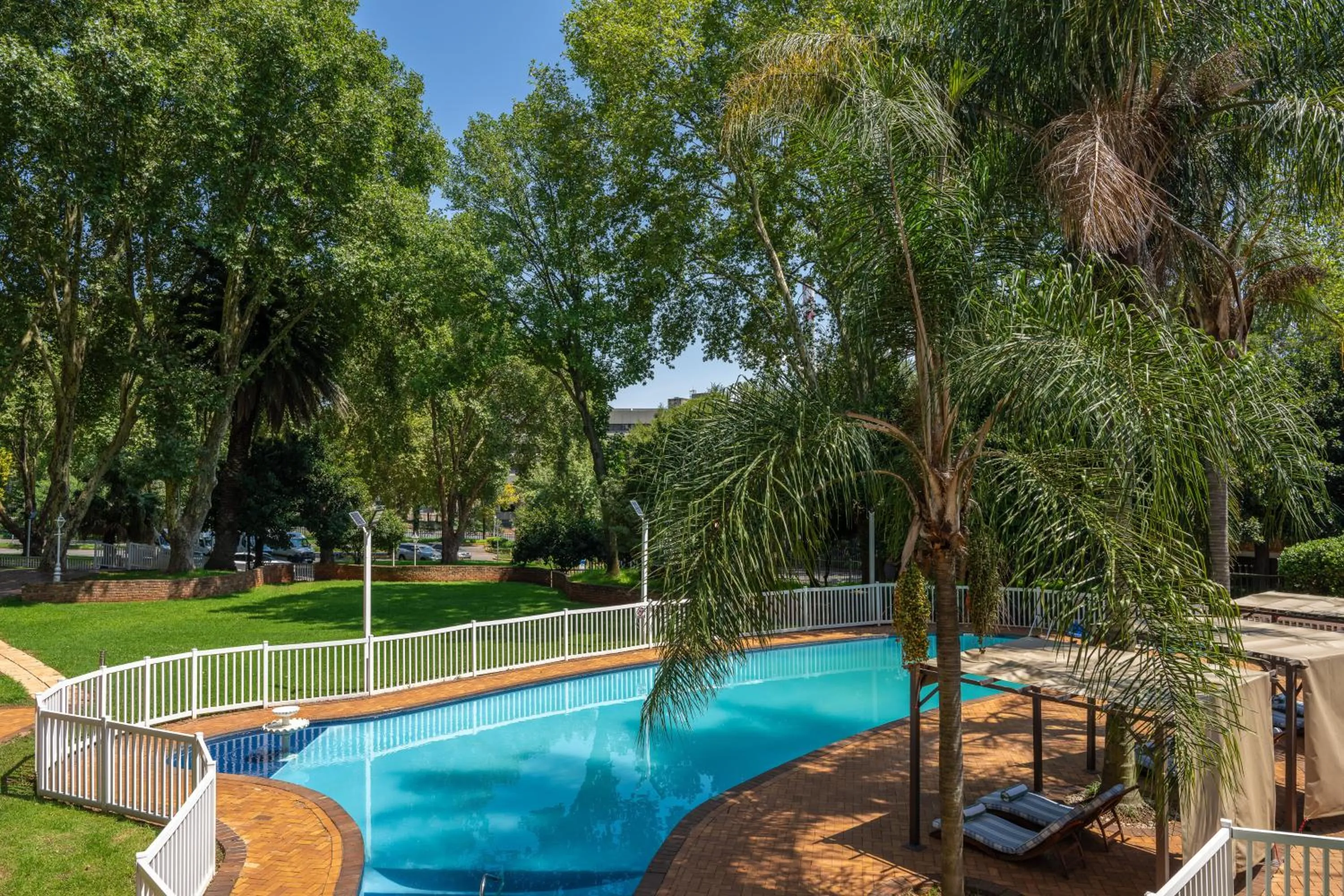 Property building in Holiday Inn - Johannesburg Sunnyside Park by IHG