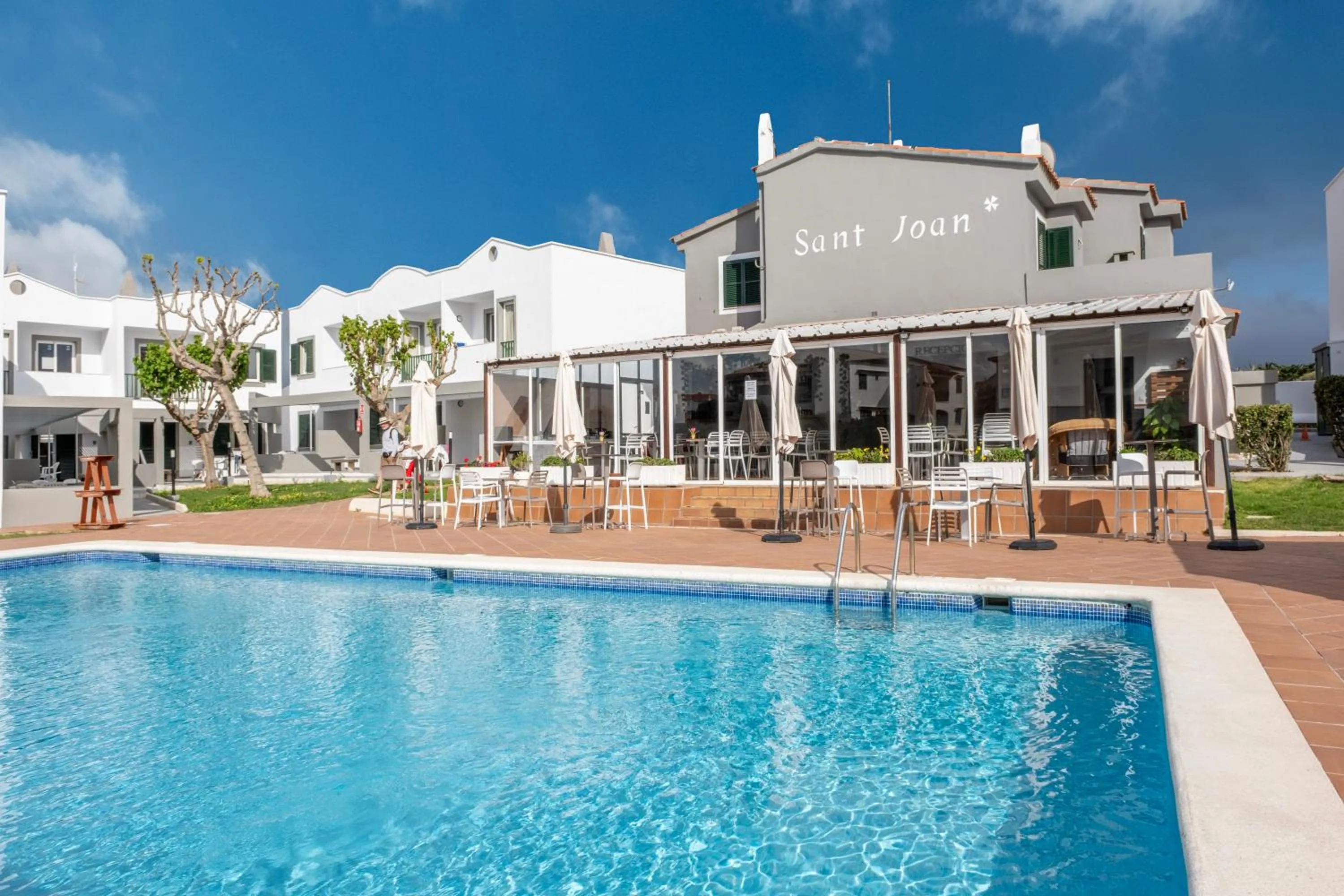 Swimming pool in Sant Joan Apartaments - Adults Only