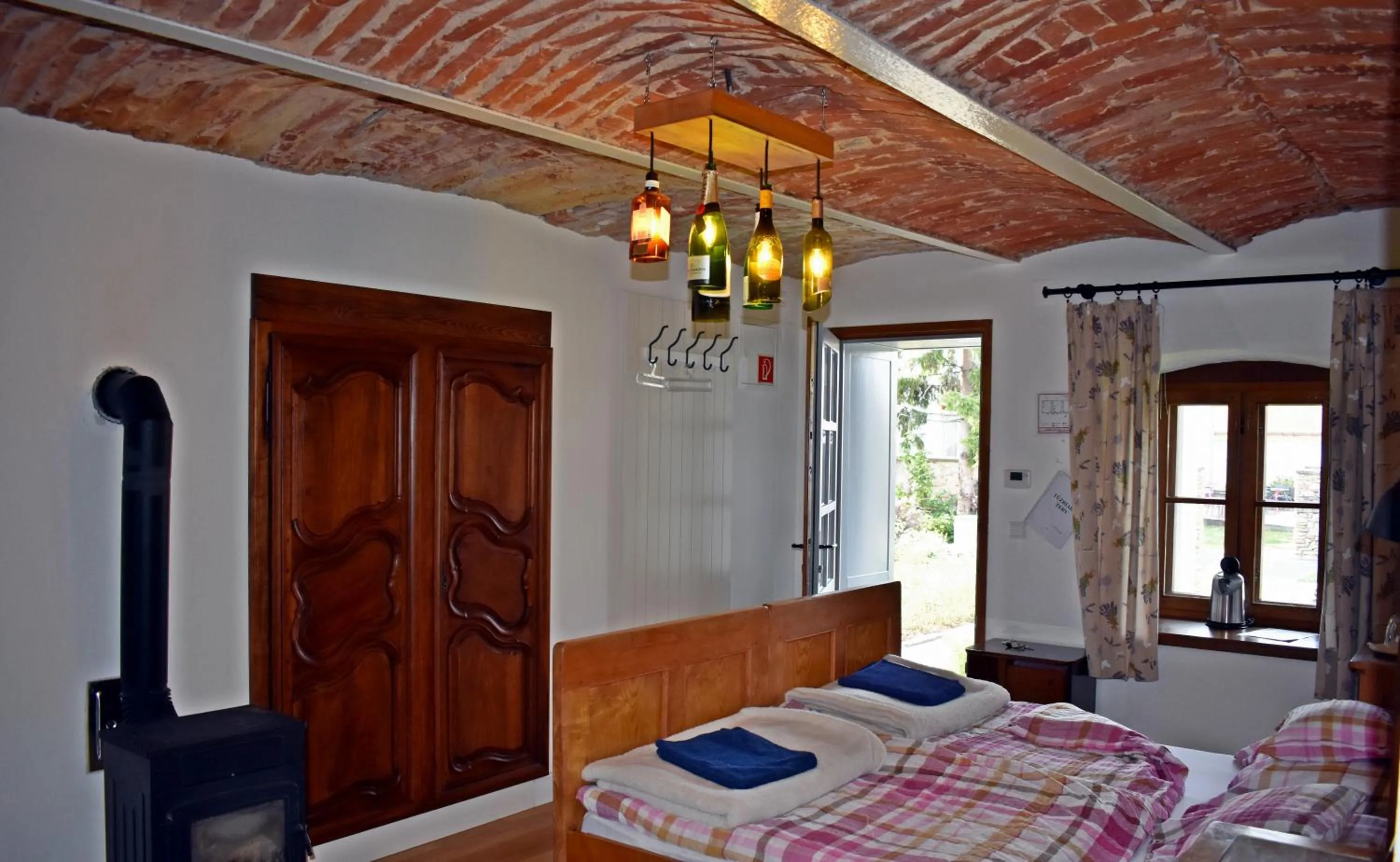 Bed in Bagolyvár Fogadó- Újfalusy Márton Vendégház