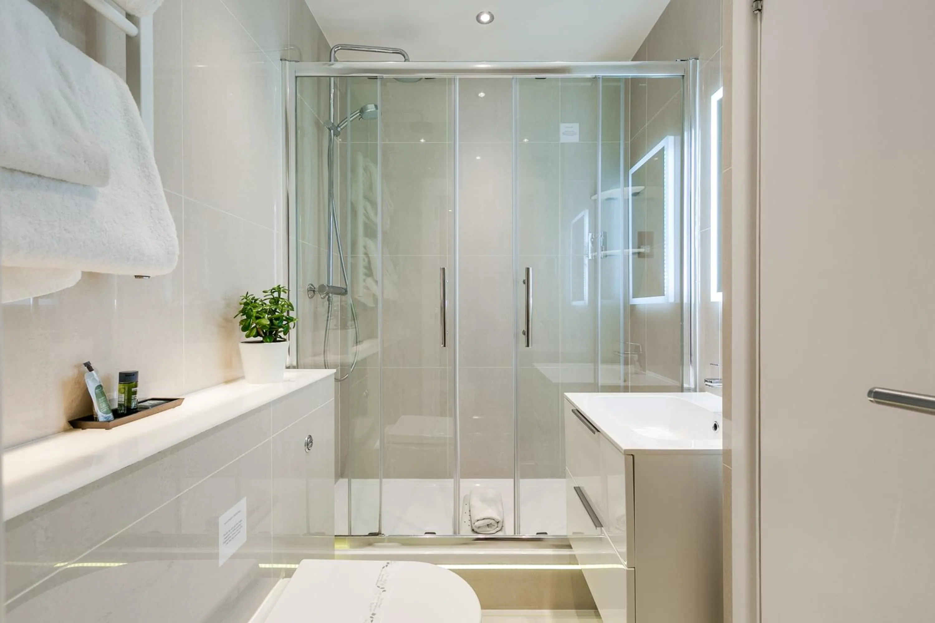 Nell Gwynn Chelsea Accommodation