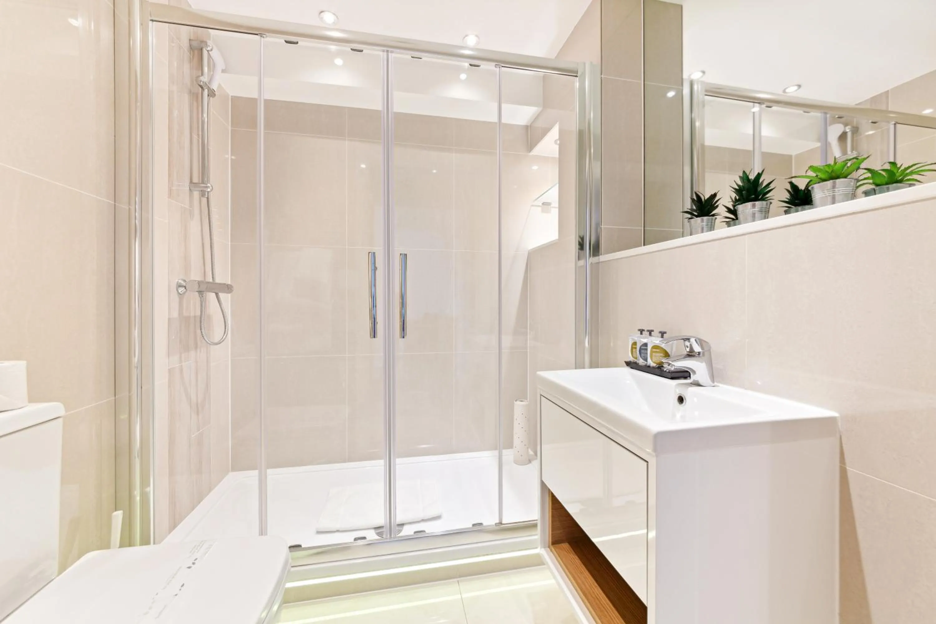 Nell Gwynn Chelsea Accommodation