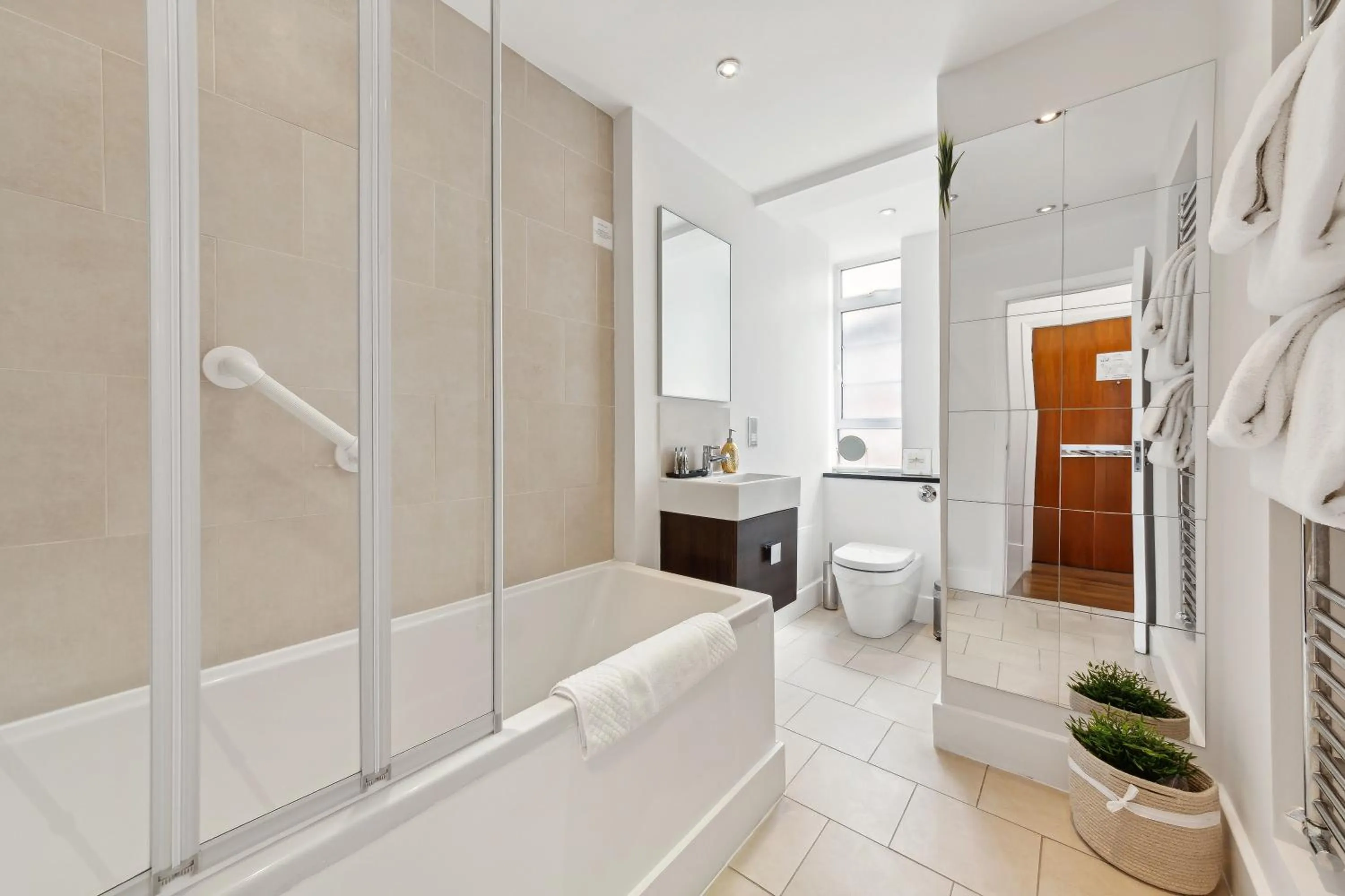 Nell Gwynn Chelsea Accommodation