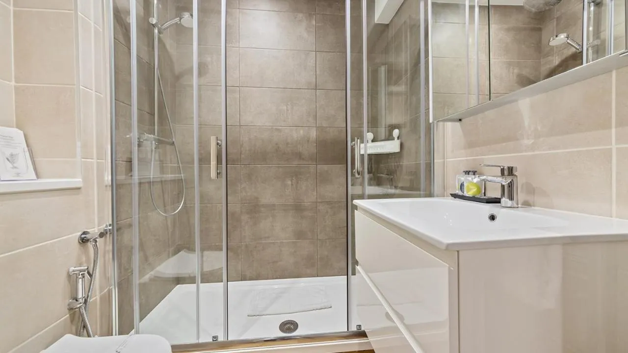 Nell Gwynn Chelsea Accommodation