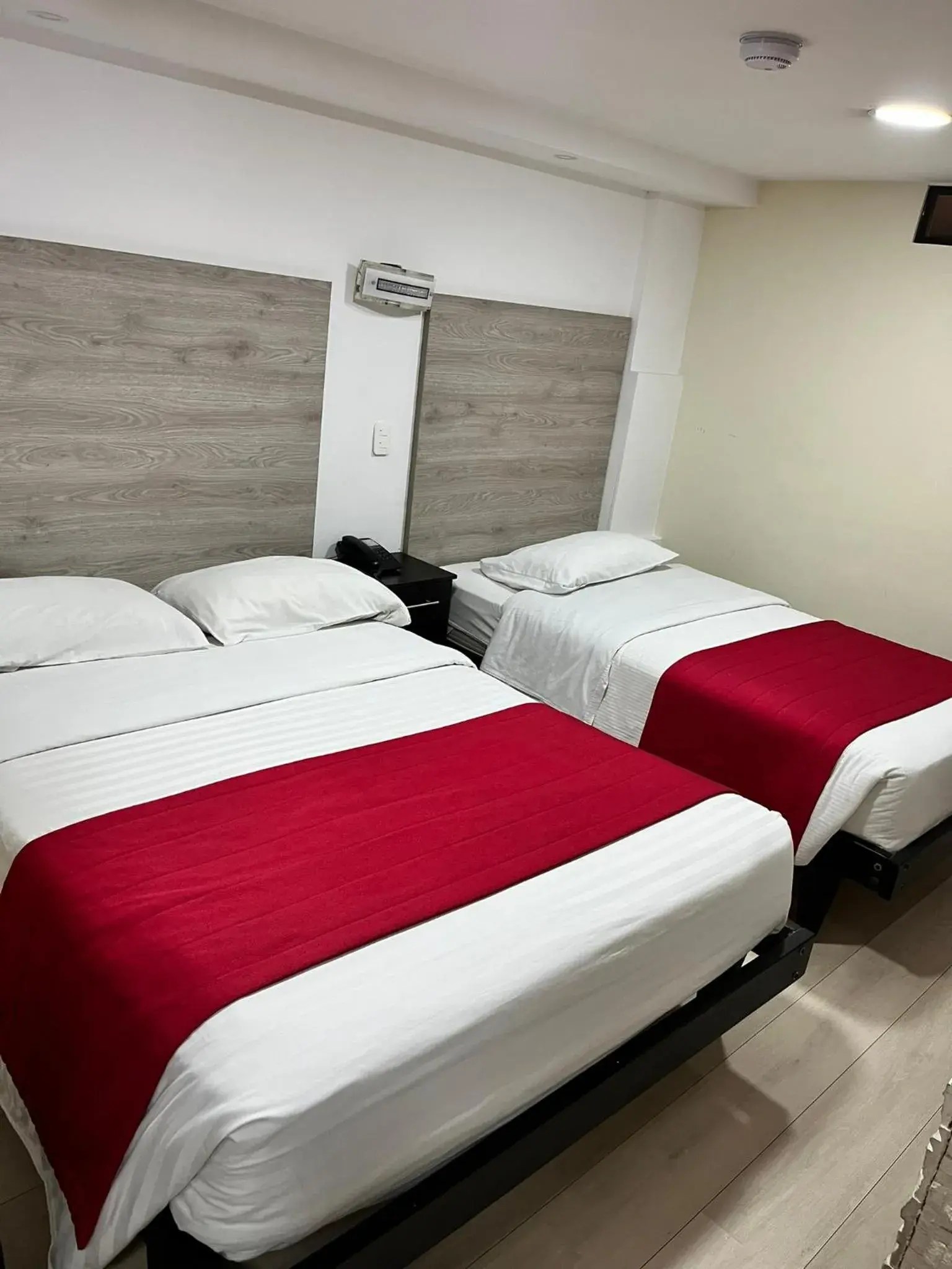 Twin Room - single occupancy in Hotel Imperial Twin Room - single occupancy in Hotel Imperial