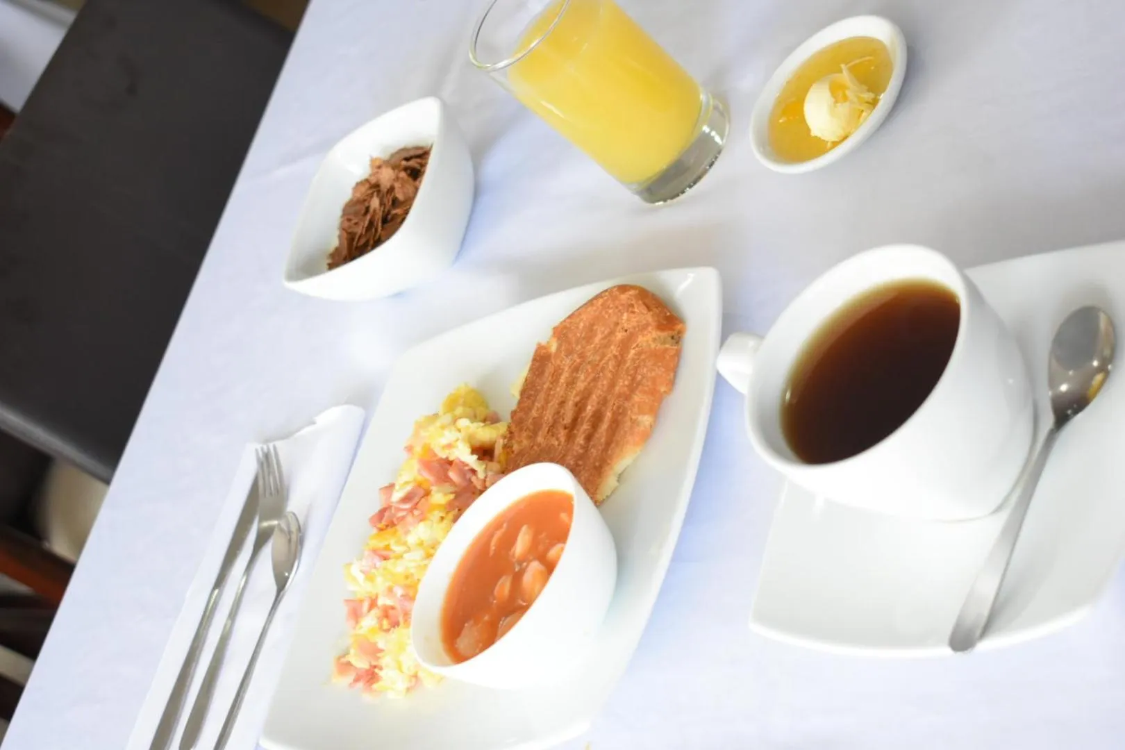 Food and drinks in Hotel Imperial