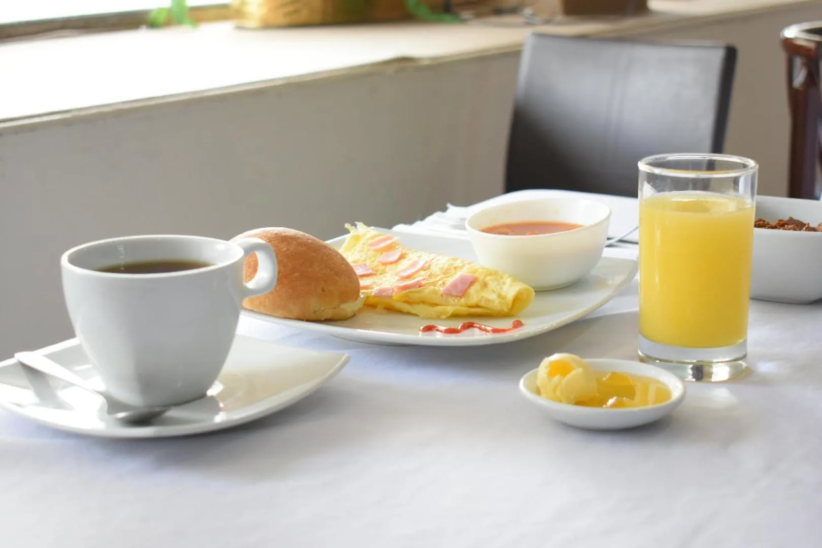 Breakfast in Hotel Imperial