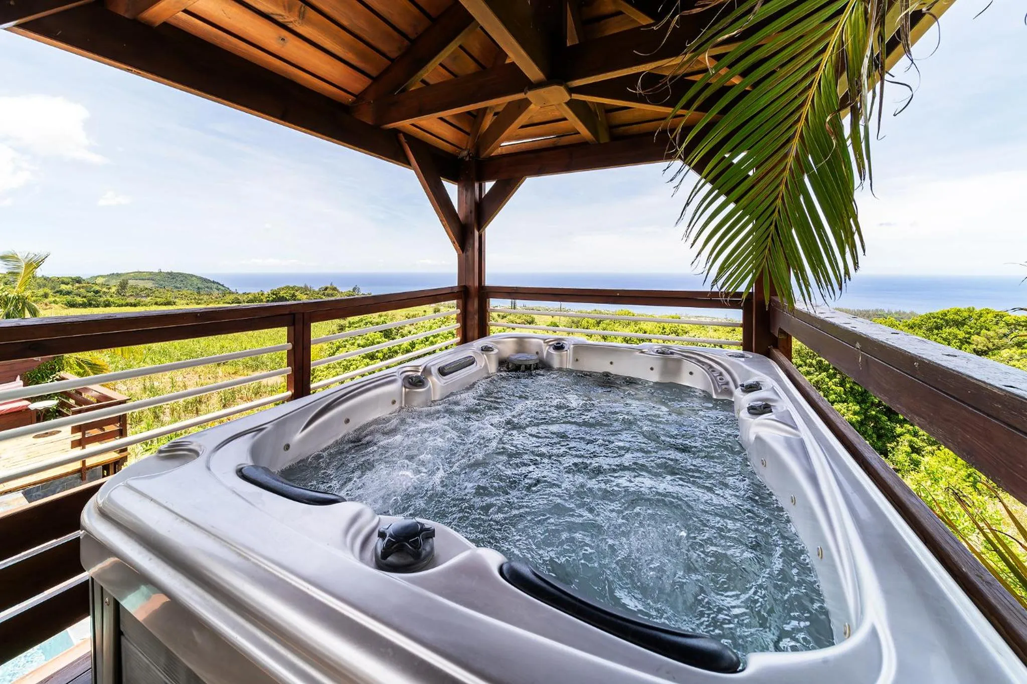 Hot Tub in La Plantation