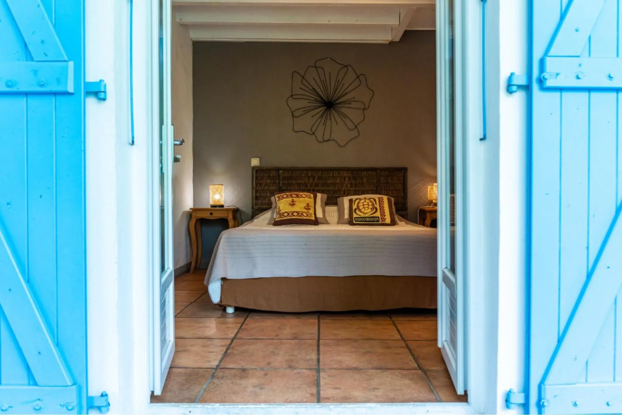 Photo of the whole room, Bed in La Plantation