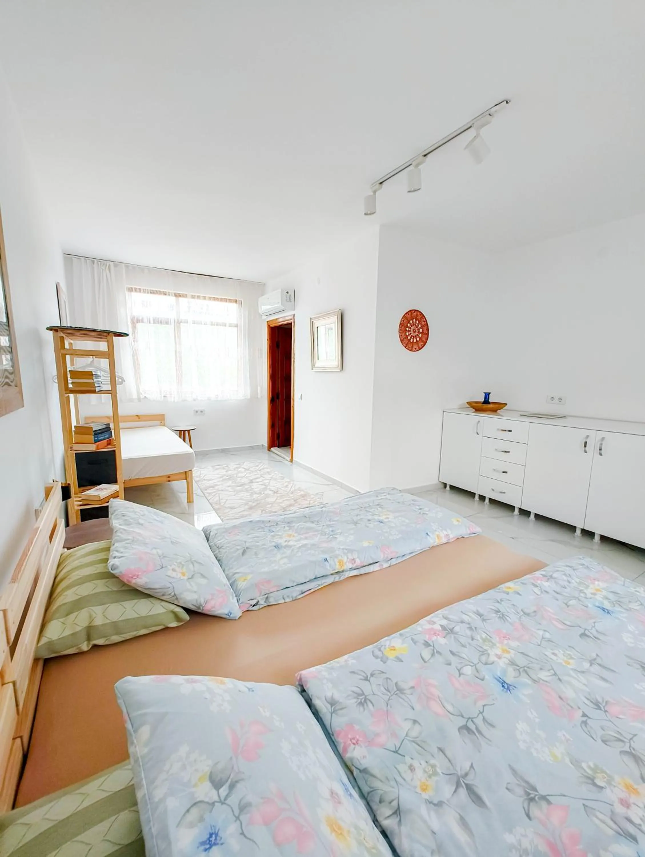 Bed in Erendiz Garden Hotel