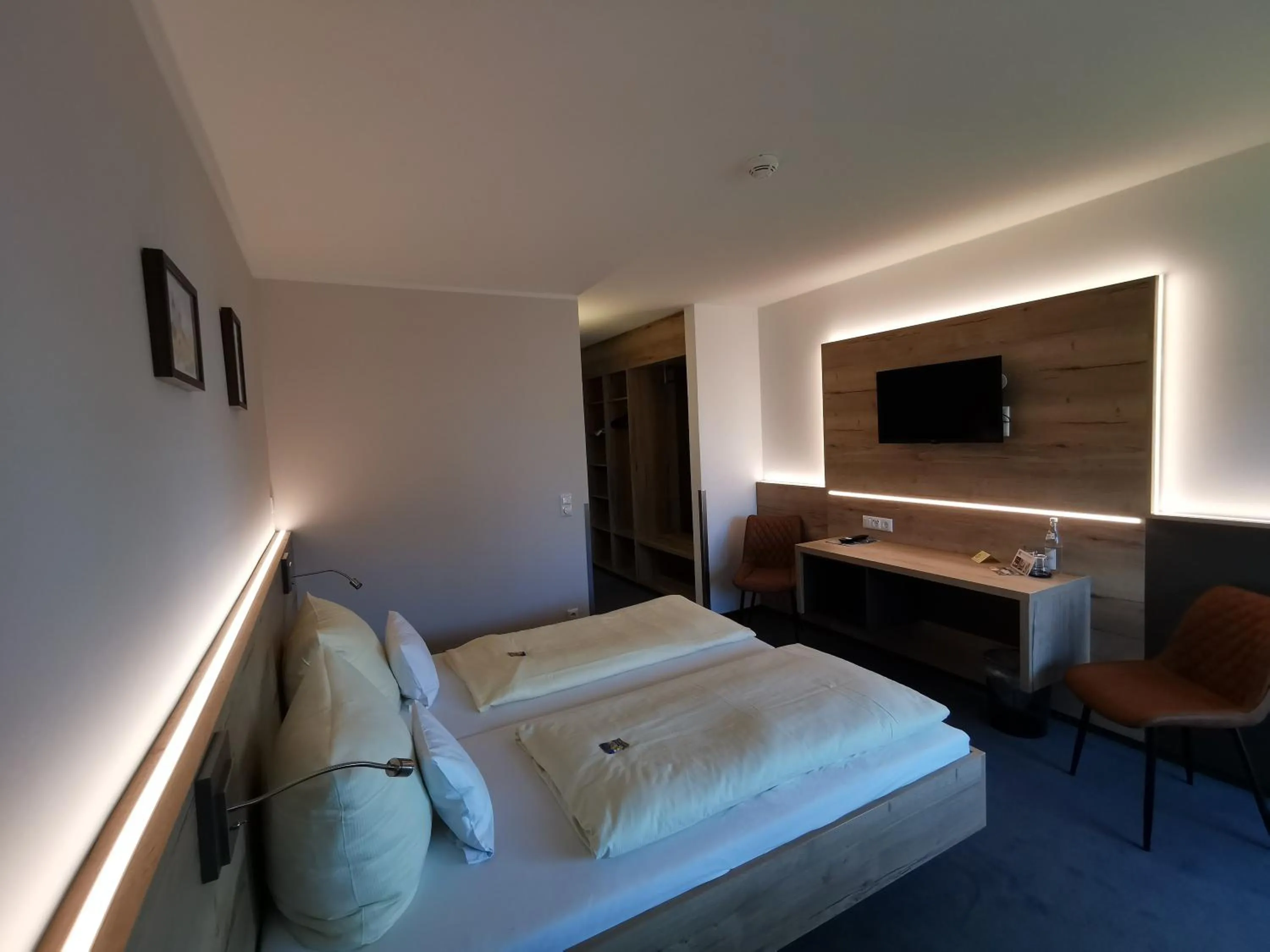 Bed in Hotel am Regenbogen