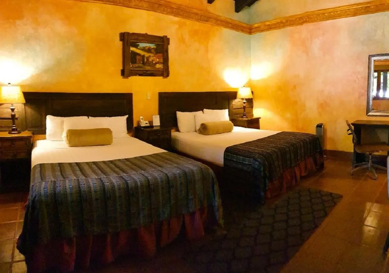 Photo of the whole room, Bed in Hotel Eterna Primavera Antigua