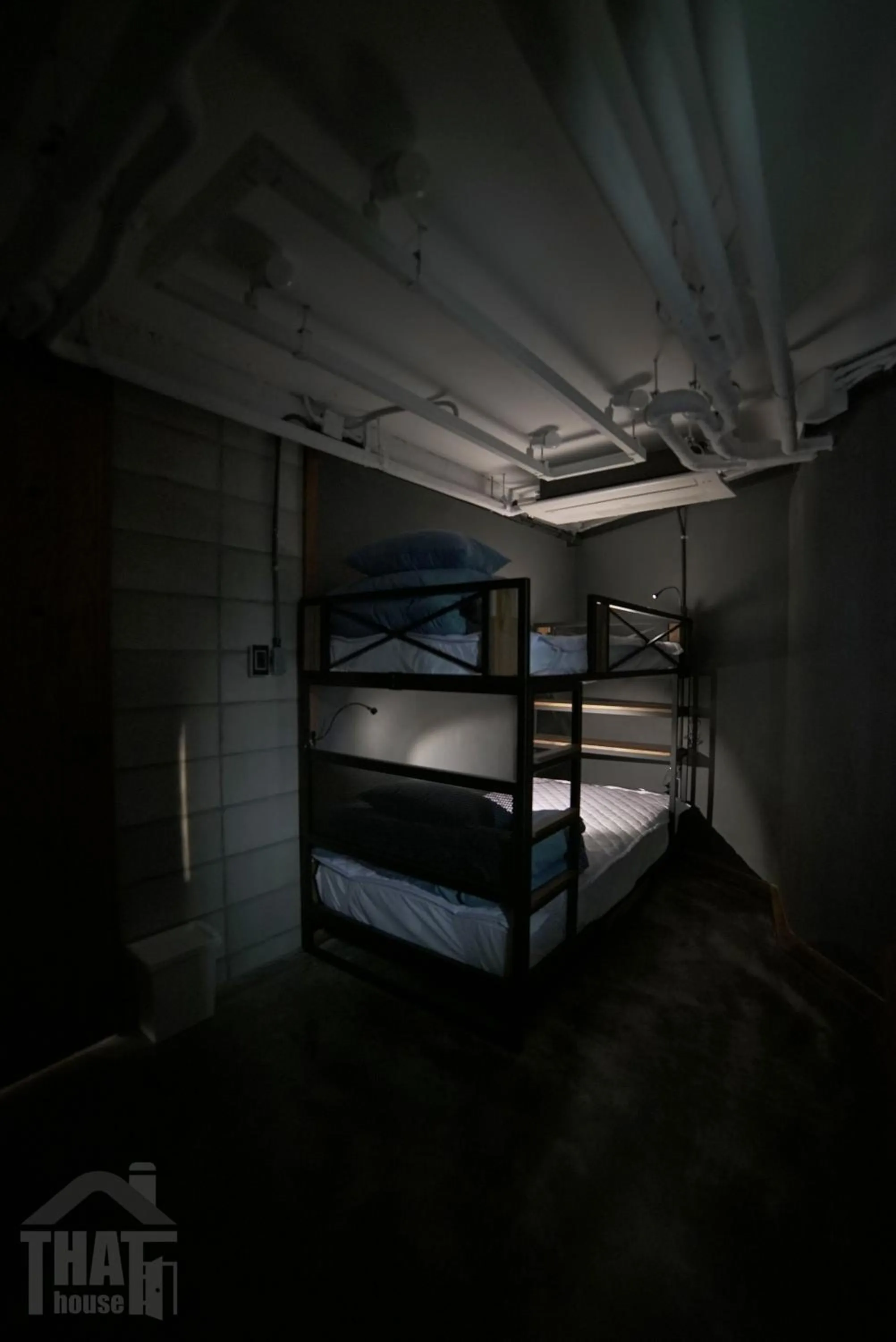 Photo of the whole room, Bed in That House Hongdae