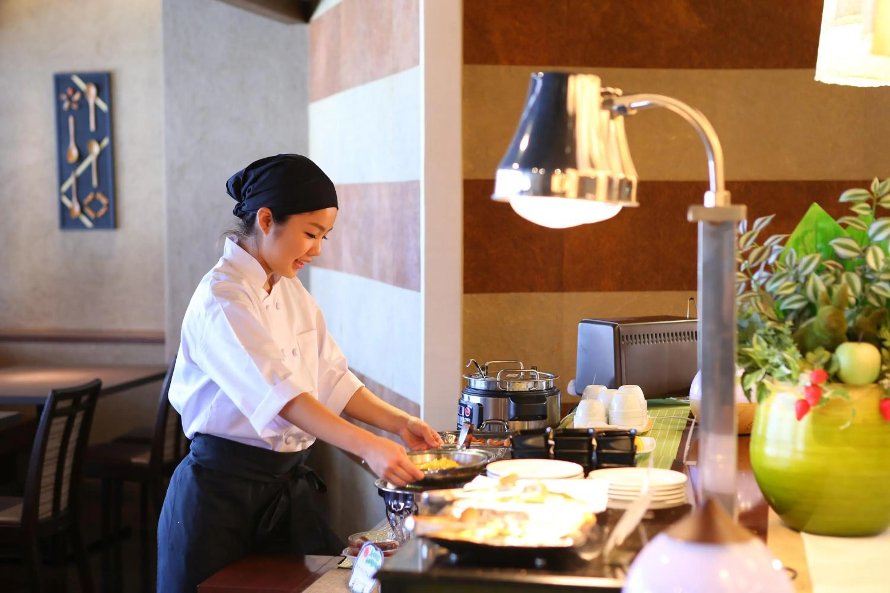 Staff in Juraku Stay Niigata