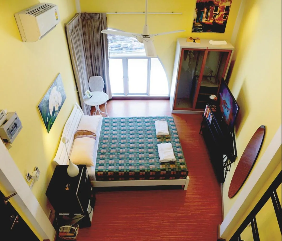 Bed in Phuket Paradiso