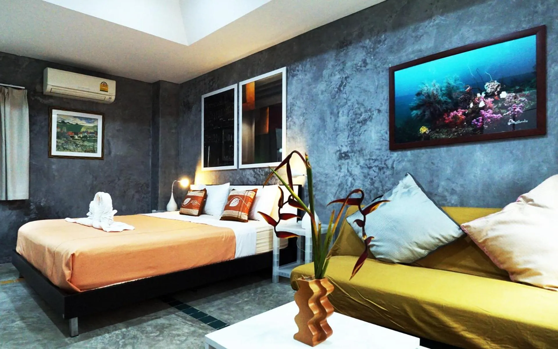 Bedroom, Bed in Phuket Paradiso