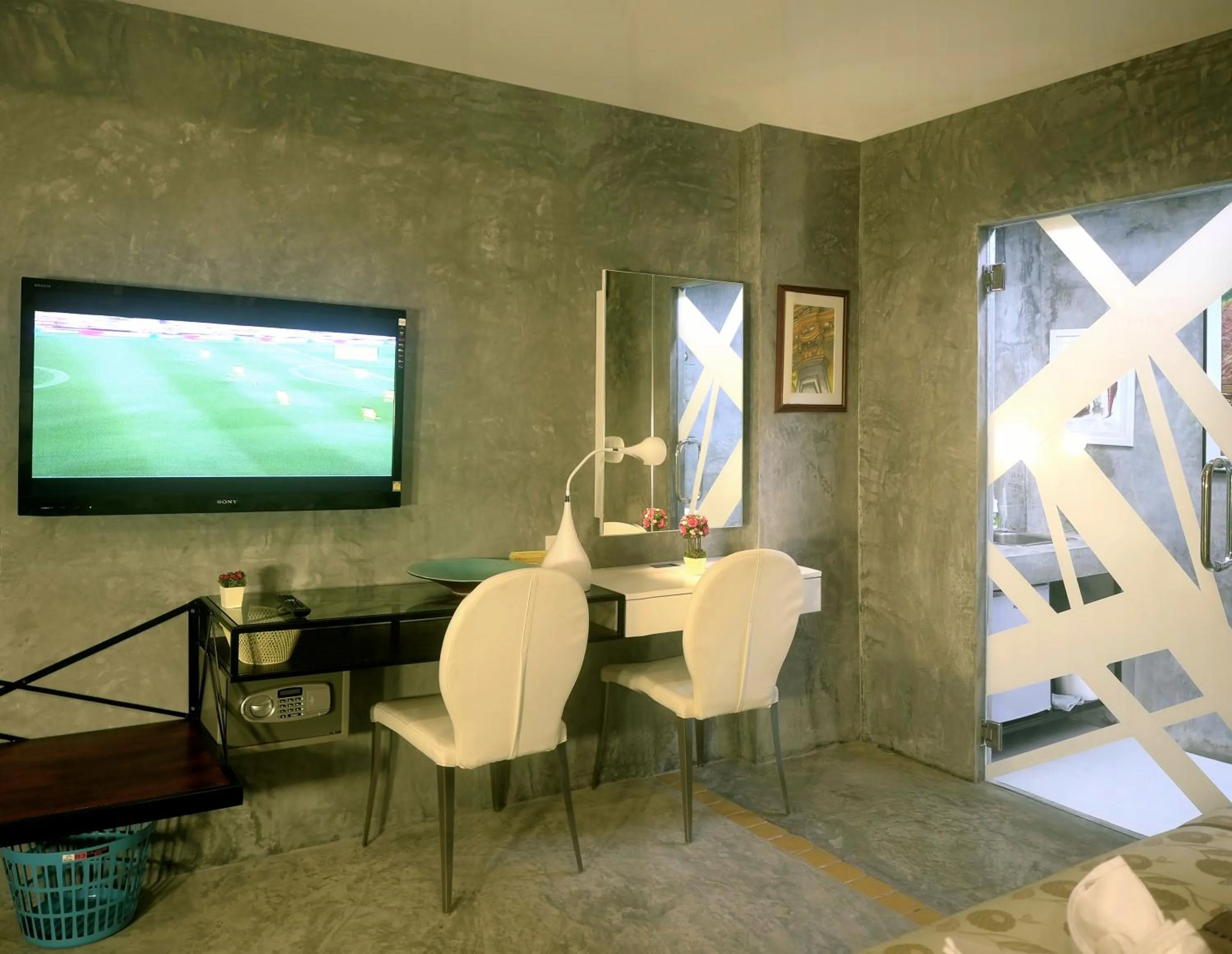 Toilet in Phuket Paradiso