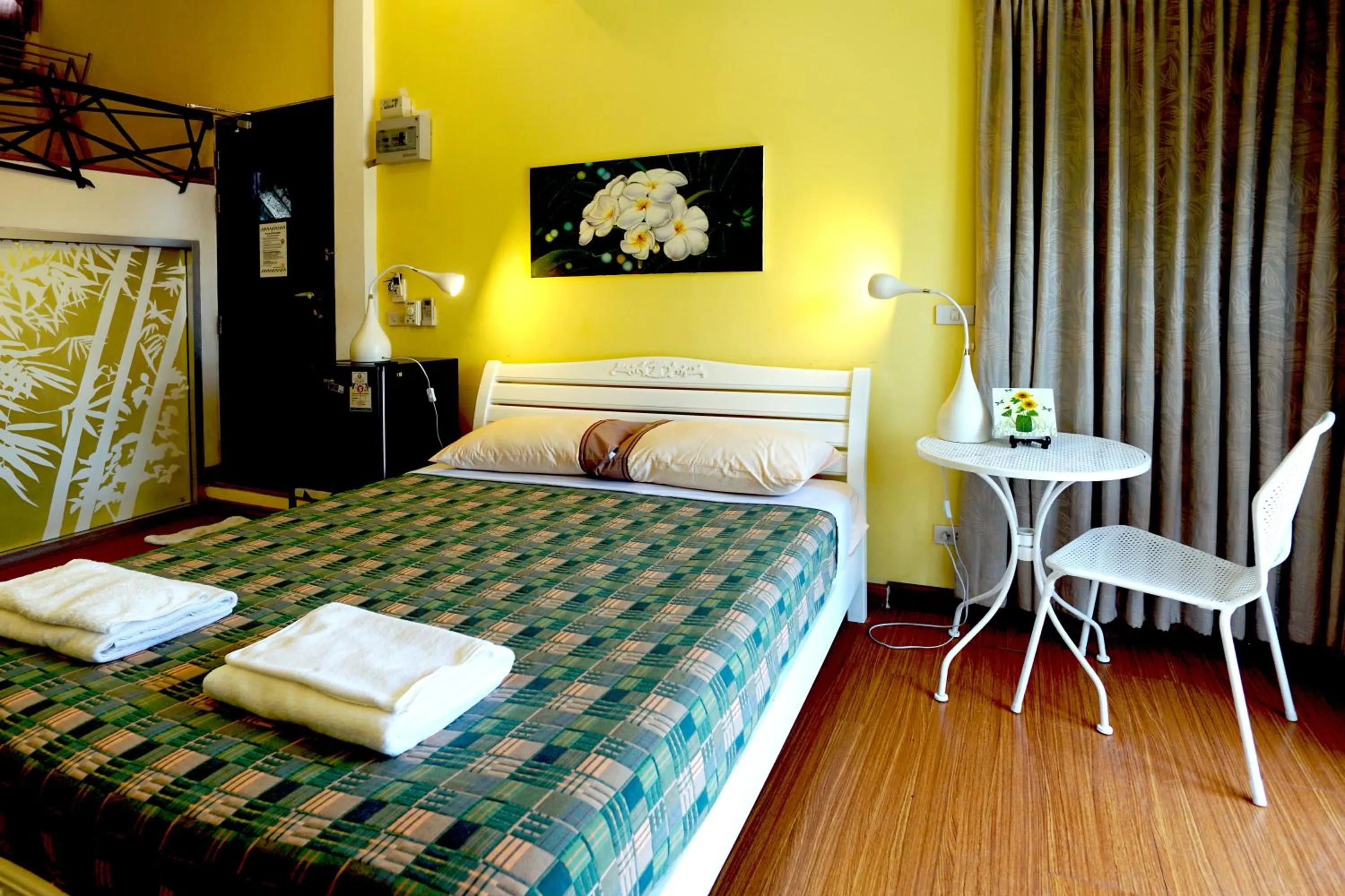 Bed in Phuket Paradiso