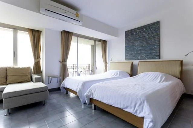 Photo of the whole room, Bed in Galare Thong Tower