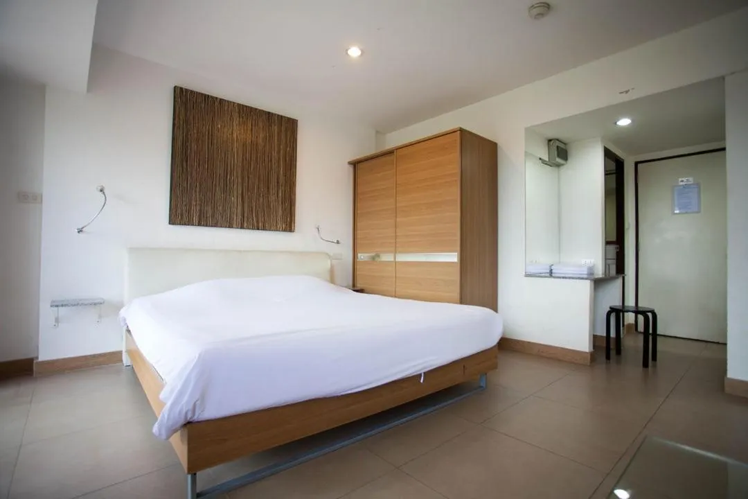 Bed in Galare Thong Tower