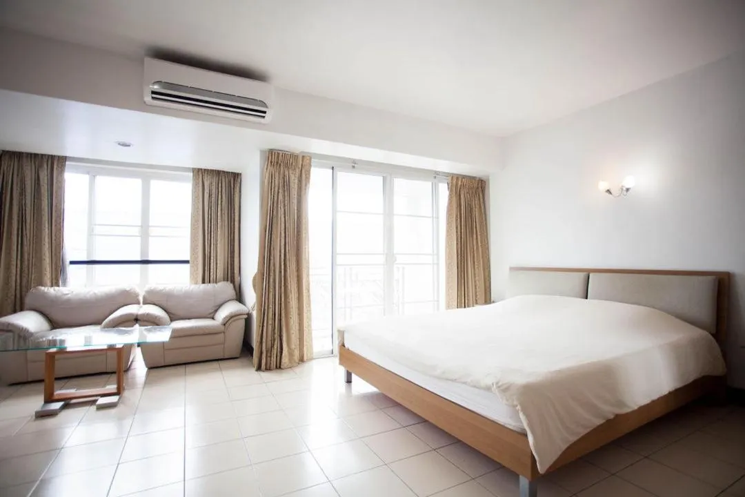 Bed in Galare Thong Tower