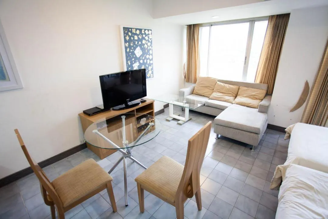 Bed in Galare Thong Tower