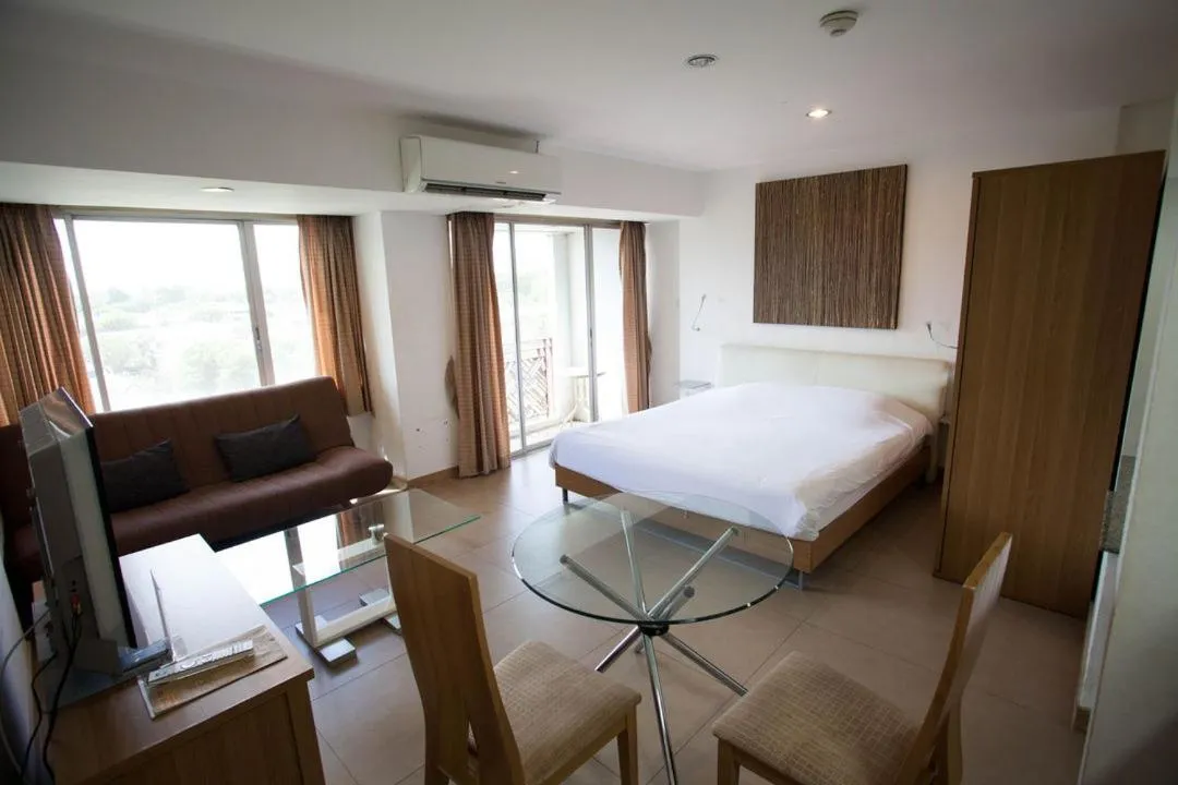 Bed in Galare Thong Tower