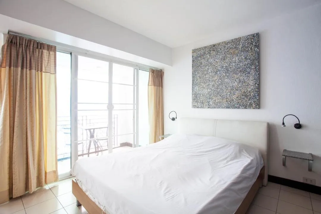 Bed in Galare Thong Tower