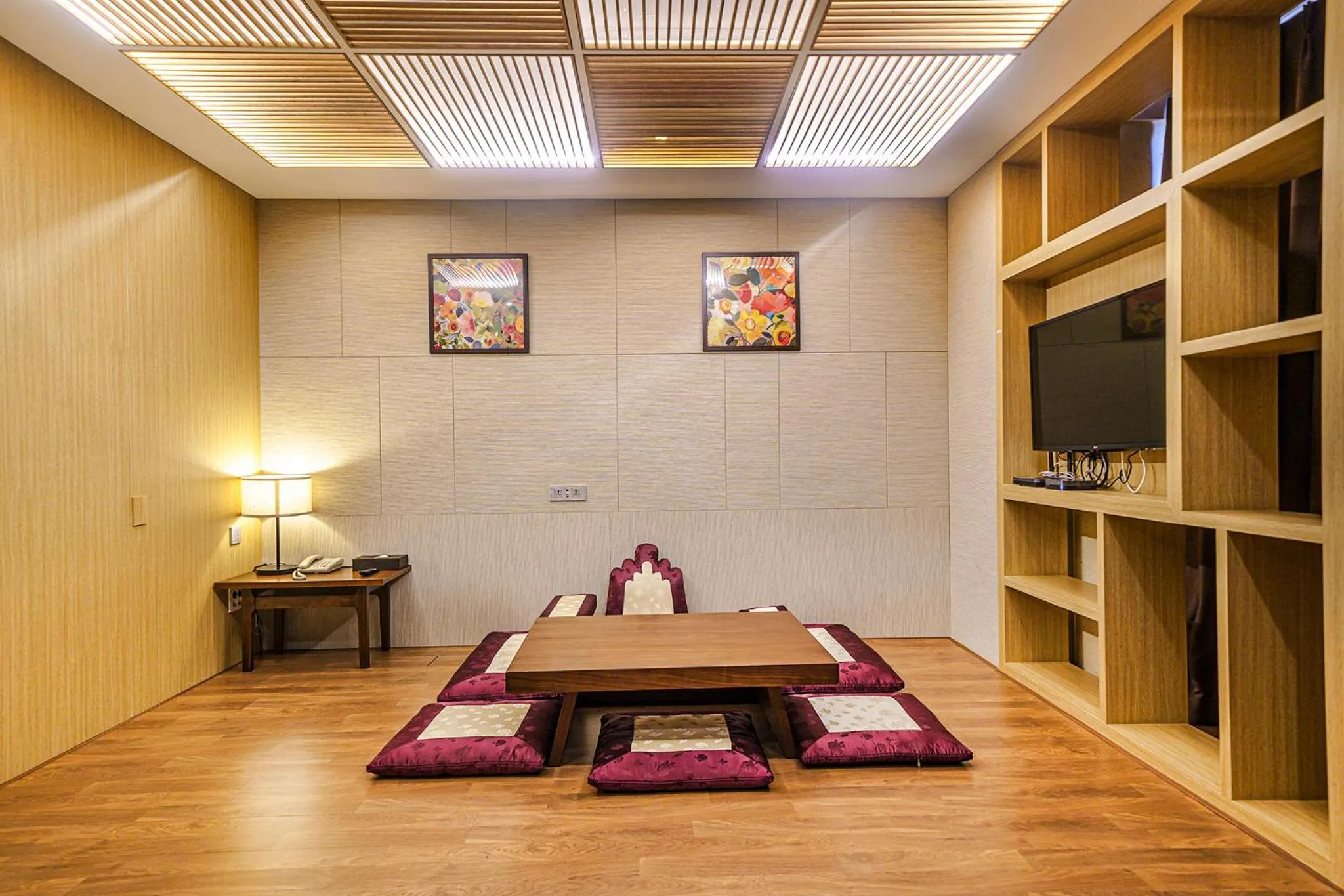 Bedroom, Bed in Gloucester Hotel Incheon