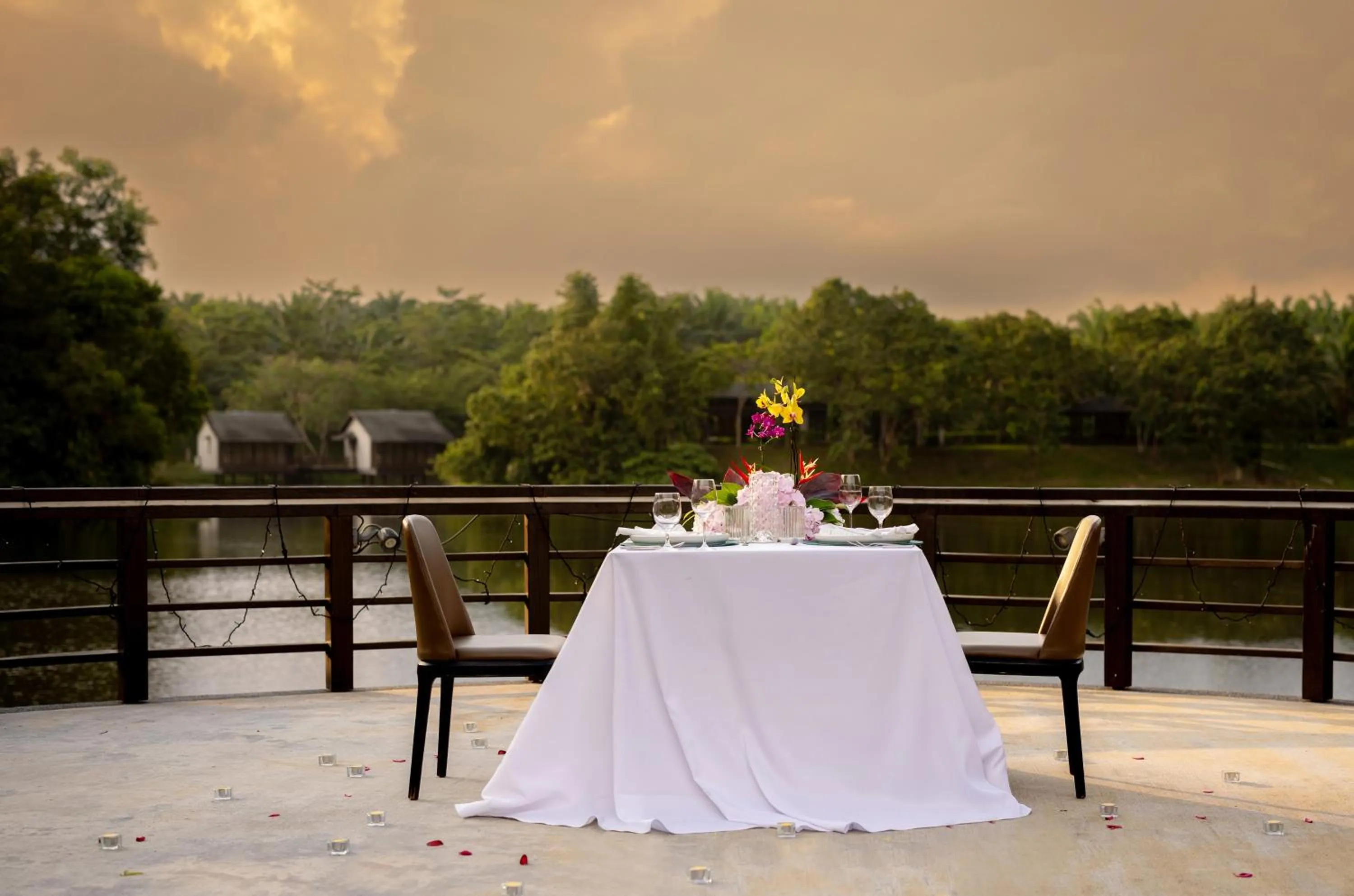 Dinner in Mangala Estate Boutique Resort - Small Luxury Hotels of the World