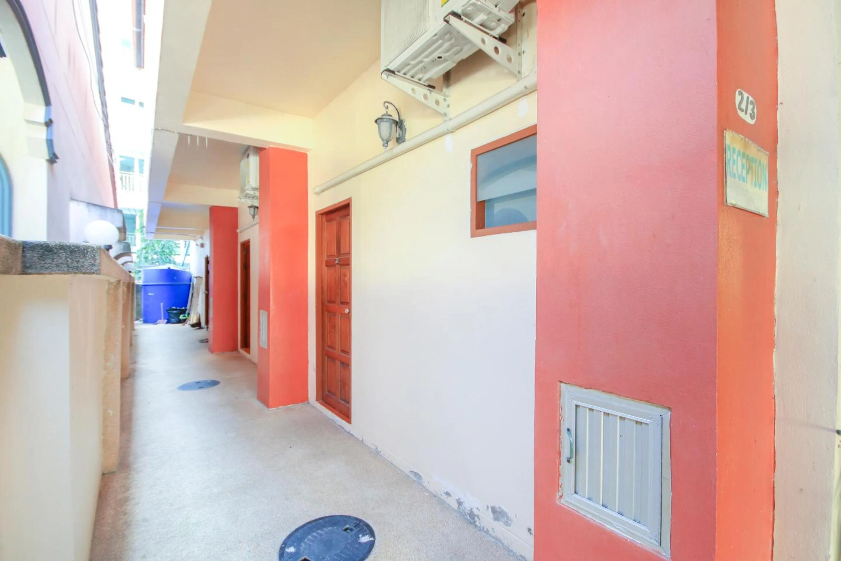 Lobby or reception in Ban Elephant Blanc Apartment