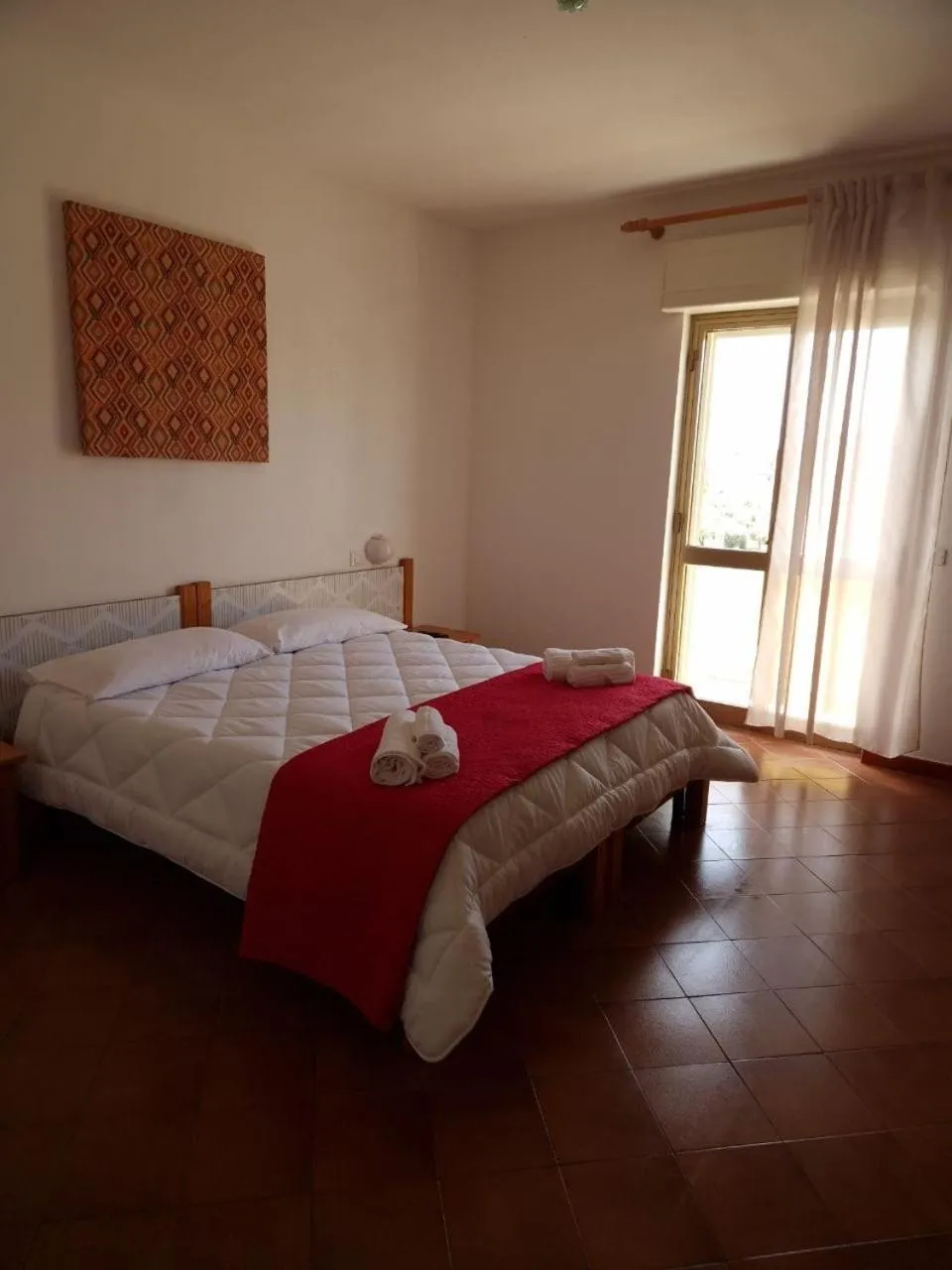 Balcony/Terrace, Bed in Hotel Mistral