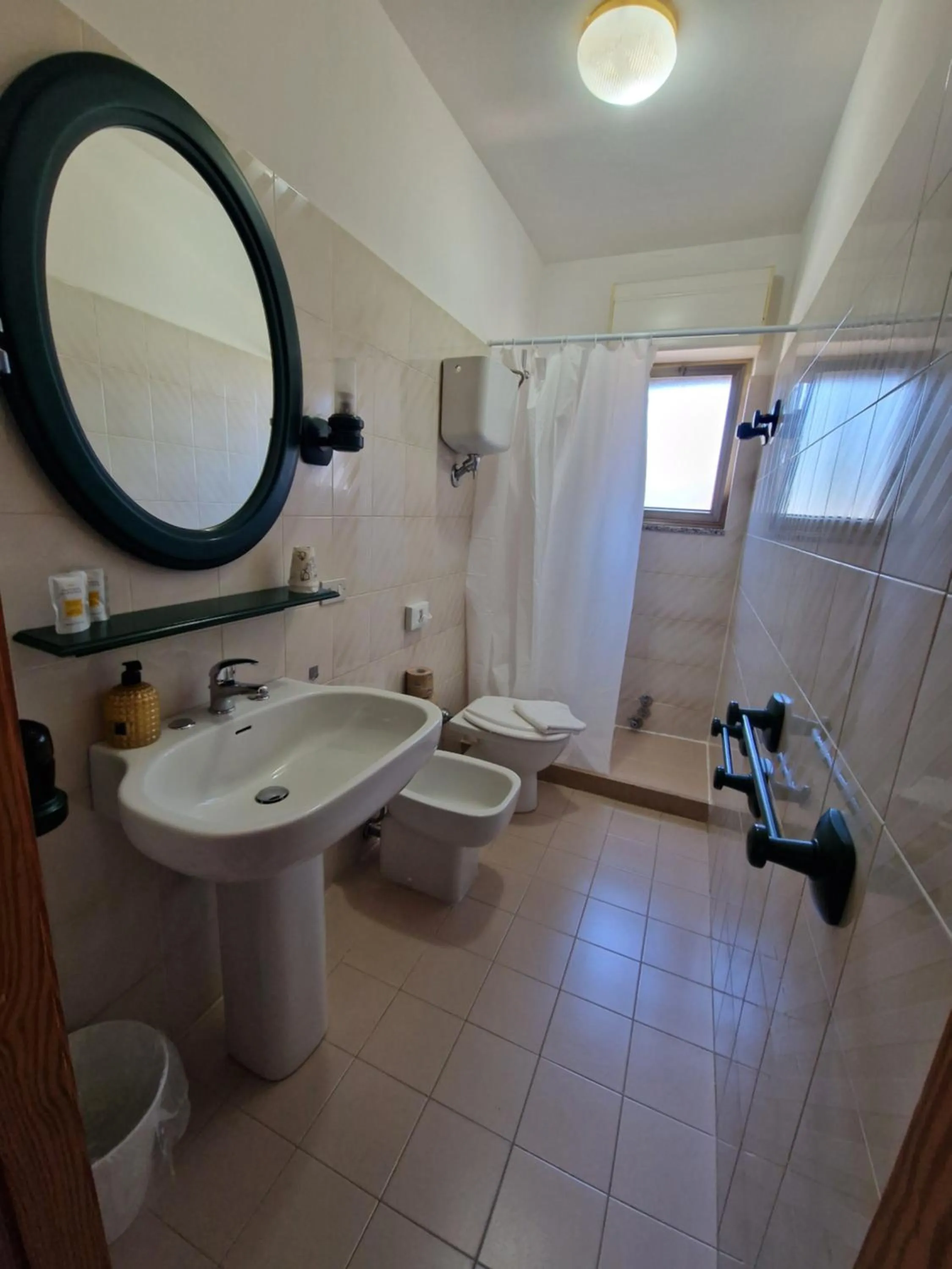 Bathroom in Hotel Mistral