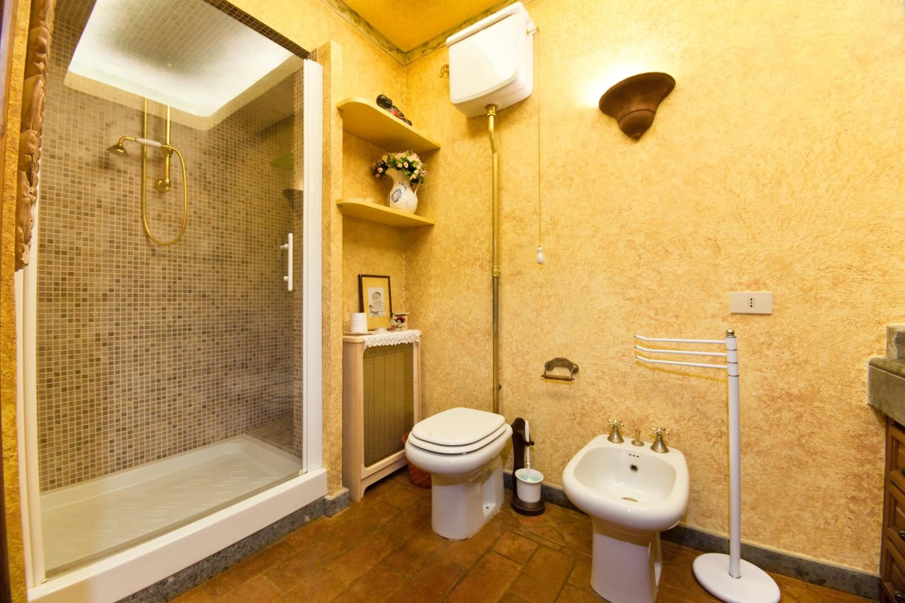 Toilet in Aquilamaior