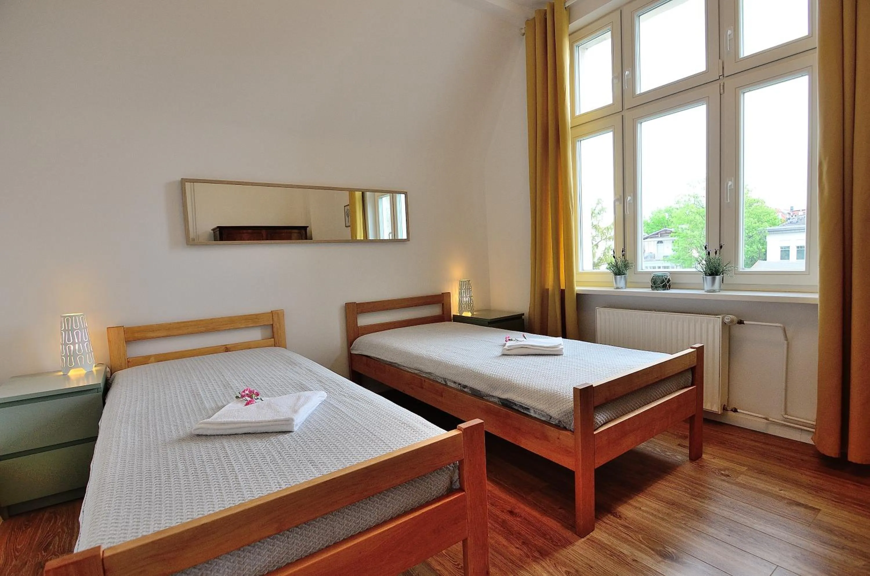 Bedroom, Bed in Victus Apartamenty, Apartamenty Adams