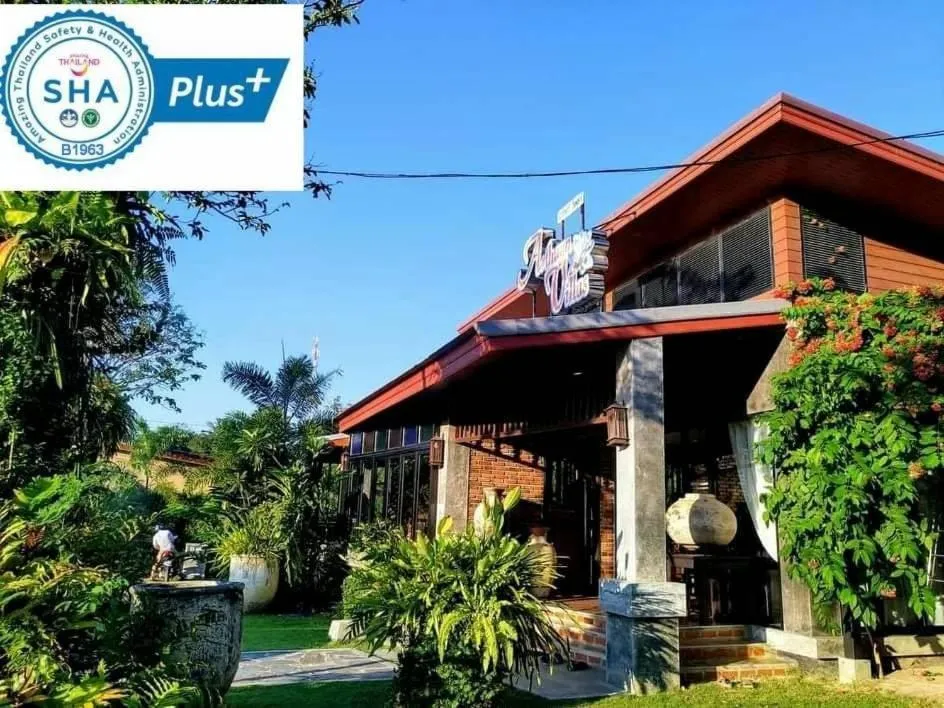 Restaurant/places to eat in Arthaya Villas - SHA Extra Plus